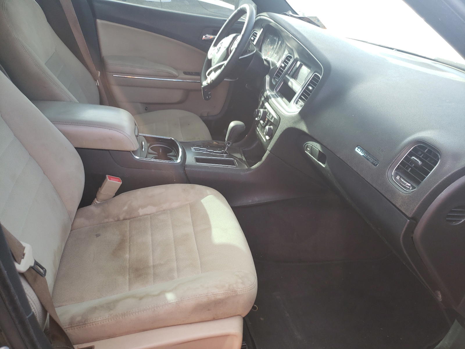 Photo 5 from auction – 2014 DODGE CHARGER SE with VIN 2C3CDXBG3EH353487