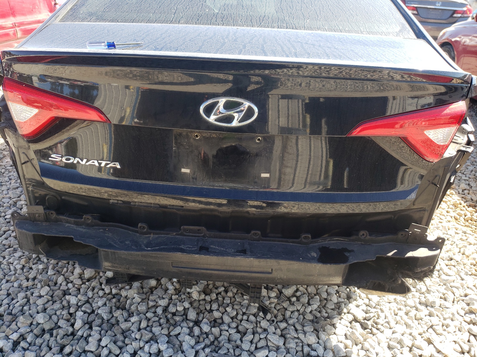 Photo 9 from auction – 2016 HYUNDAI SONATA SE with VIN 5NPE24AF0GH290084