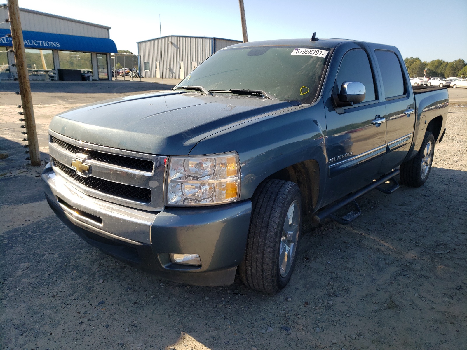 Foto 2 de la subasta – 2011 CHEVROLET SILVERADO con VIN 3GCPCSE01BG376599