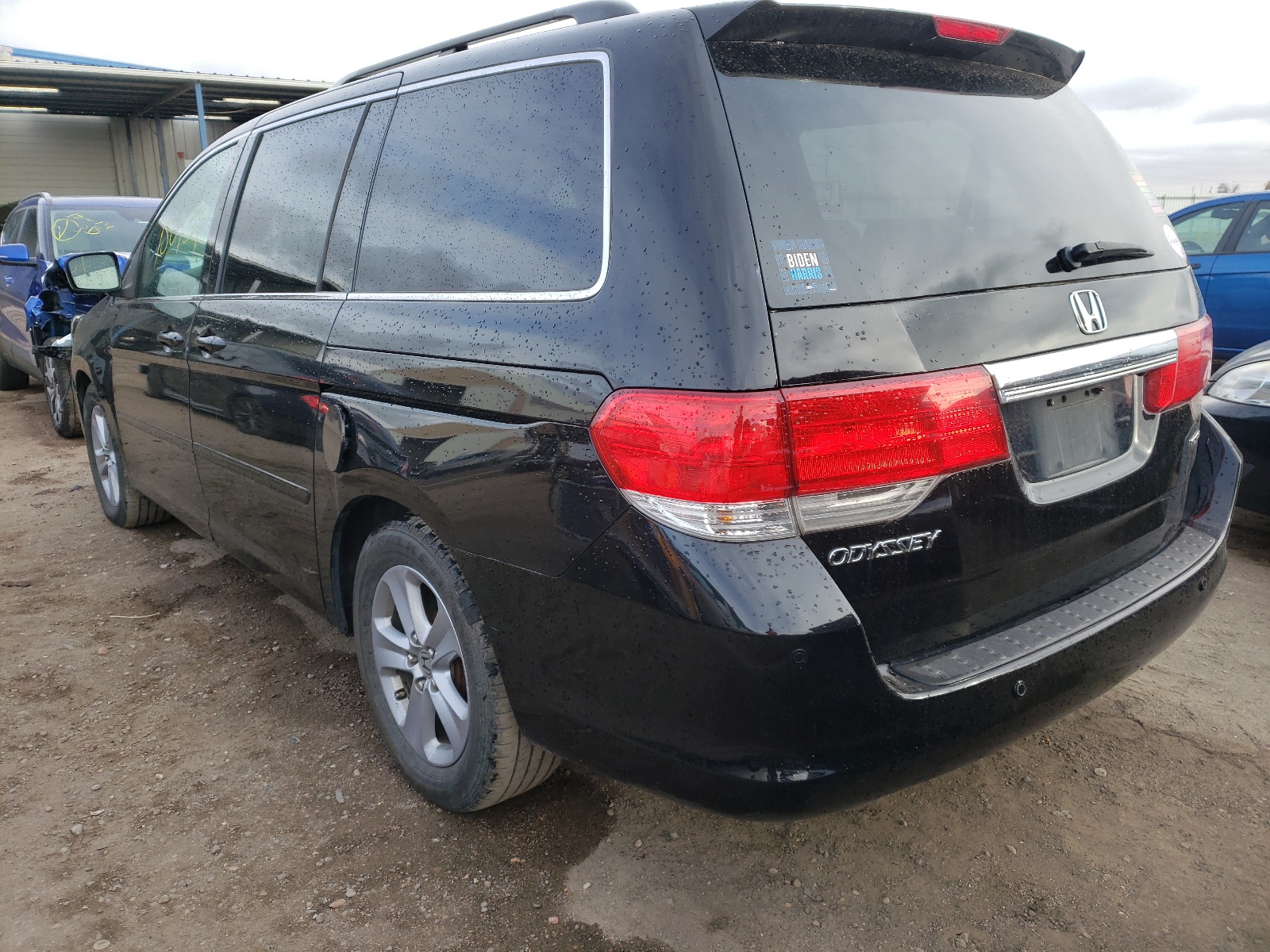 Photo 3 from auction – 2010 HONDA ODYSSEY TO with VIN 5FNRL3H92AB092203