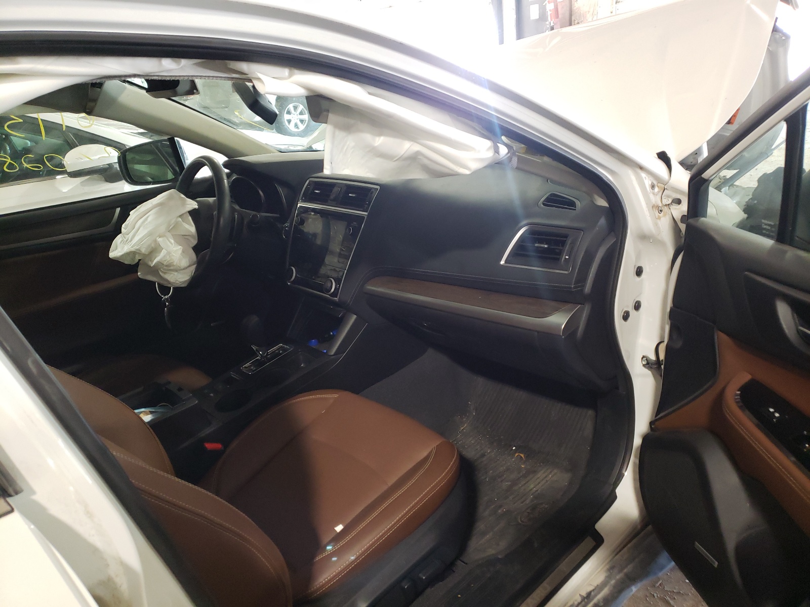 Photo 5 from auction – 2019 SUBARU OUTBACK TO with VIN 4S4BSETC4K3258847