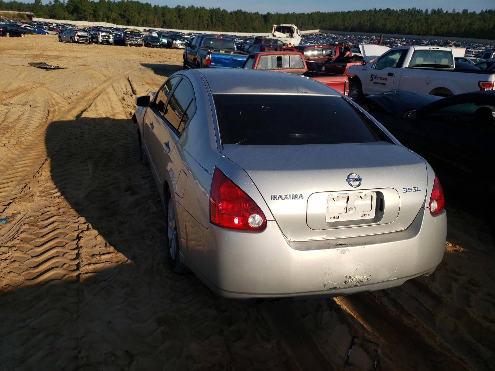 Photo 3 from auction – 2005 NISSAN MAXIMA SE with VIN 1N4BA41E15C803595