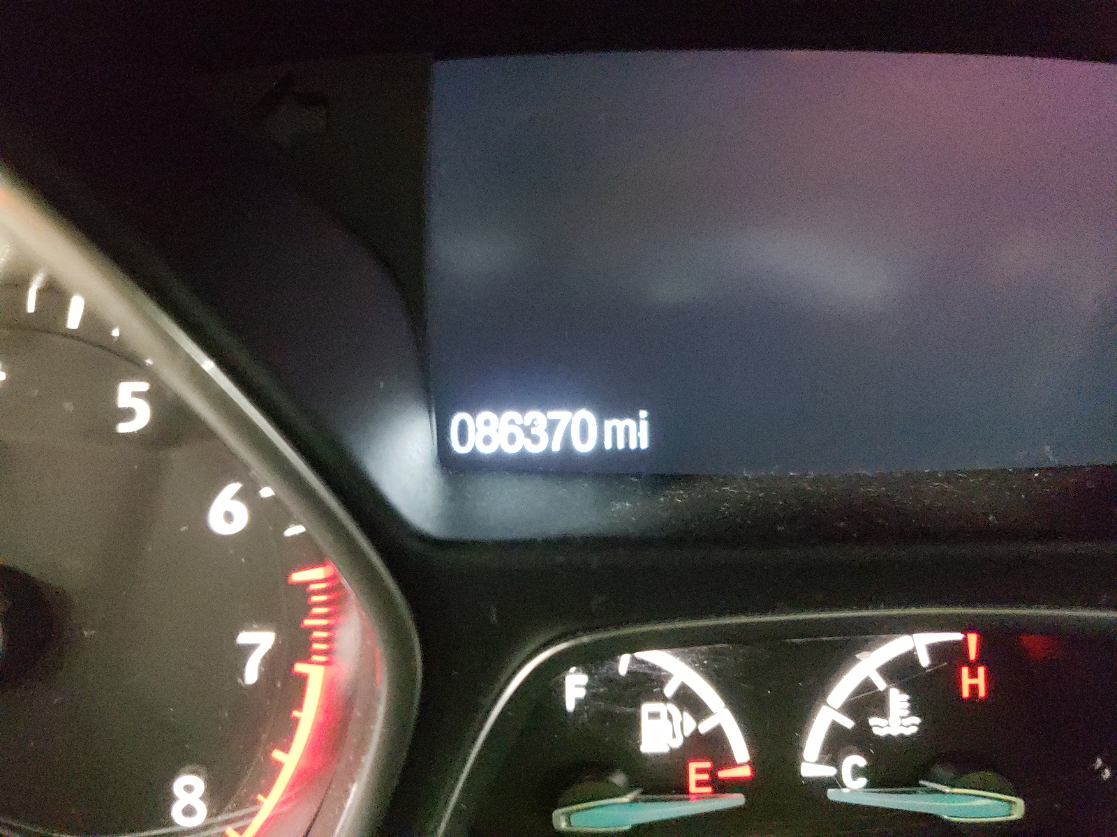 Photo 8 from auction – 2019 FORD ESCAPE SE with VIN 1FMCU0GD5KUC05881