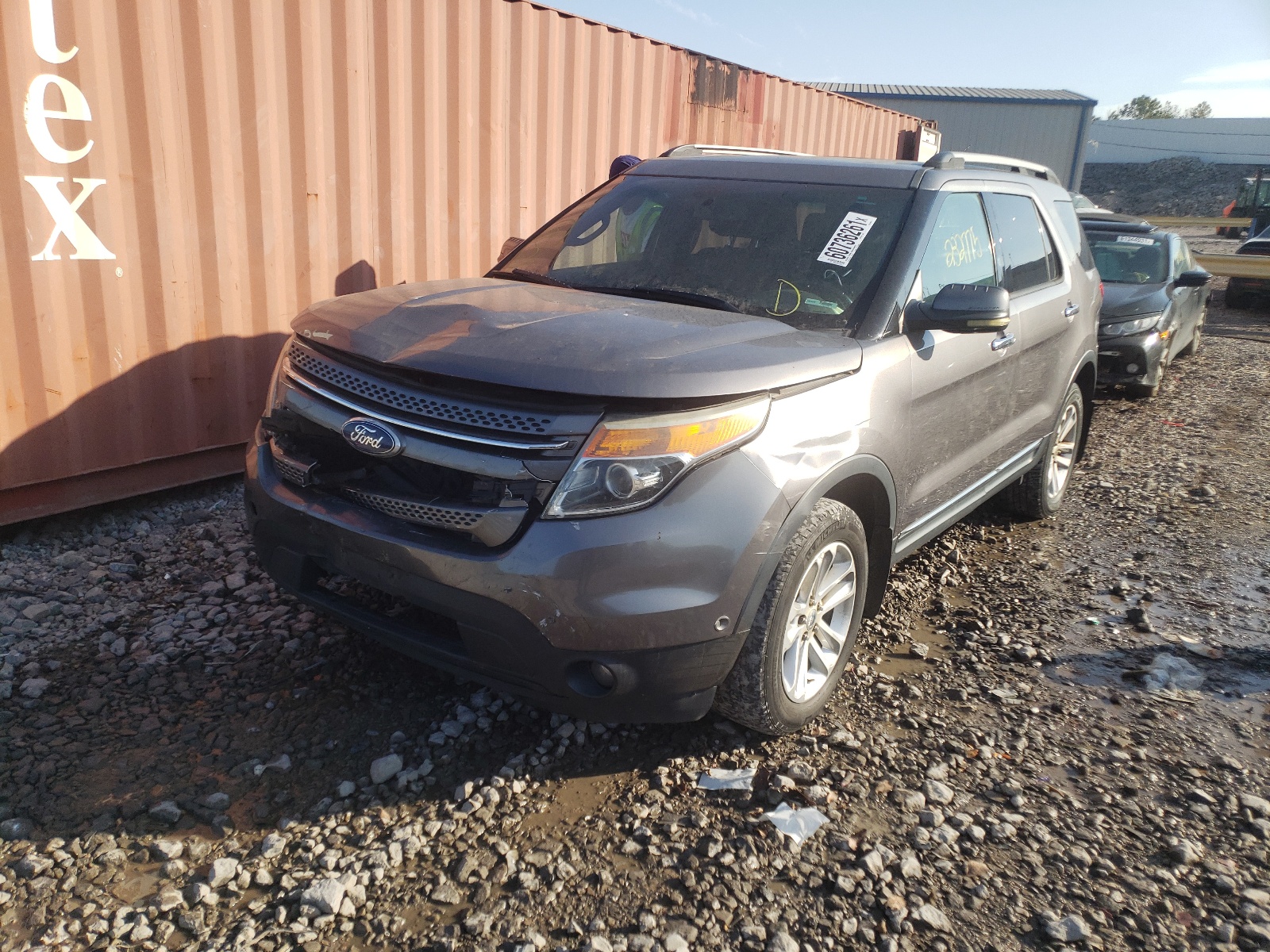 Фото 2 с аукциона – 2011 FORD EXPLORER L с VIN 1FMHK8F84BGA29578
