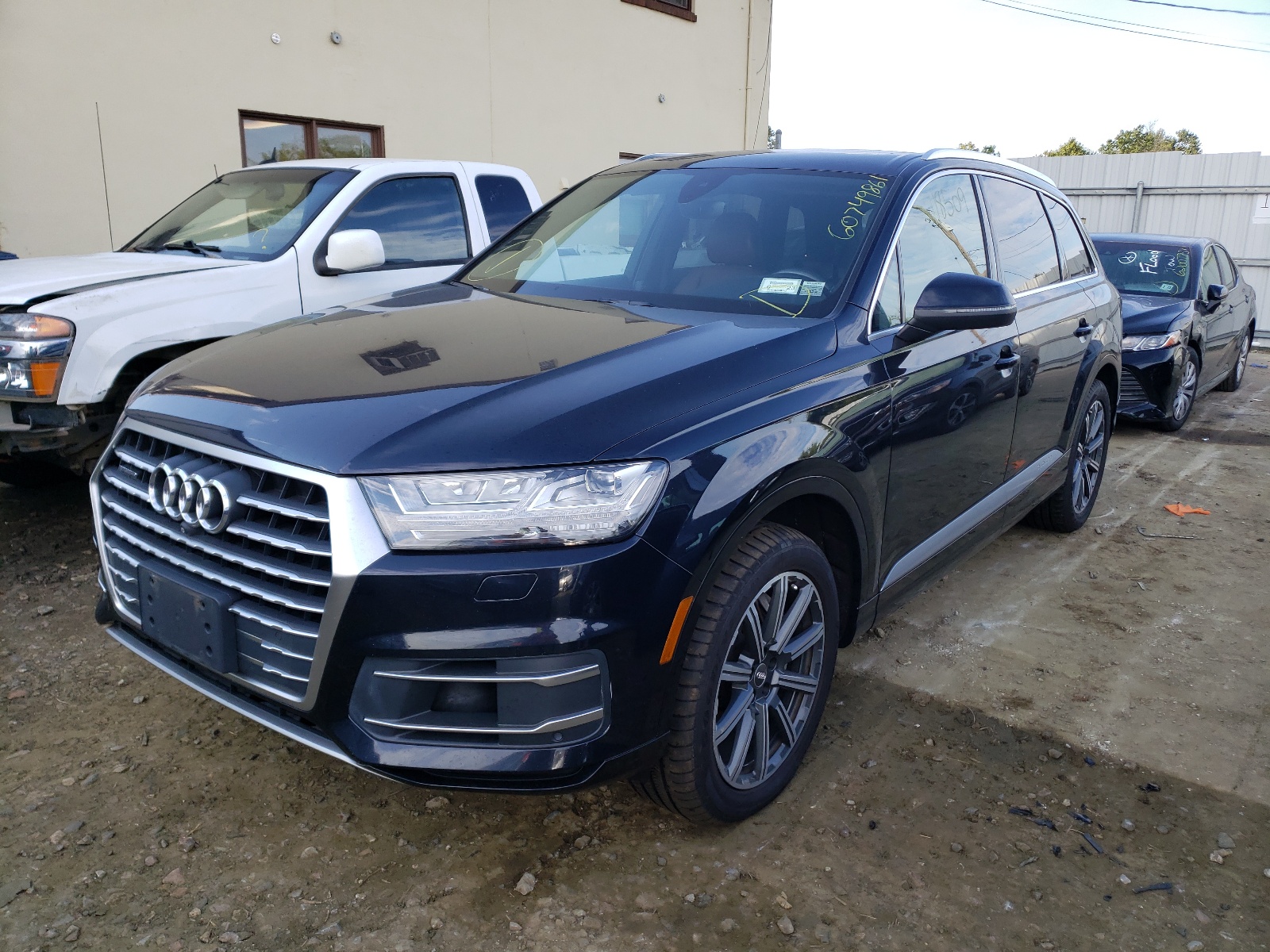 Zdjęcie 2 z aukcji – 2017 AUDI Q7 PREMIUM z VIN WA1LAAF72HD025453