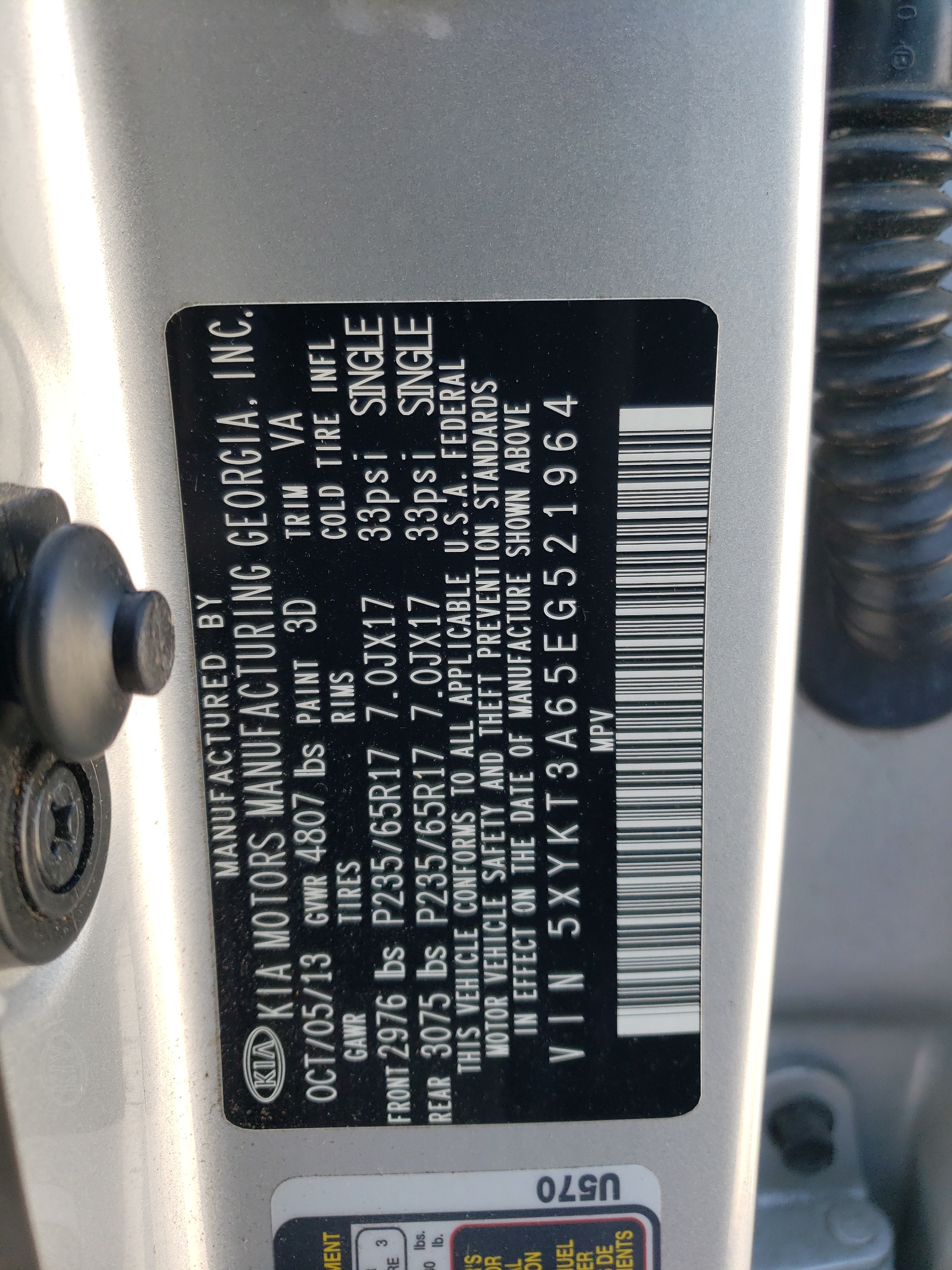Photo 10 from auction – 2014 KIA SORENTO LX with VIN 5XYKT3A65EG521964
