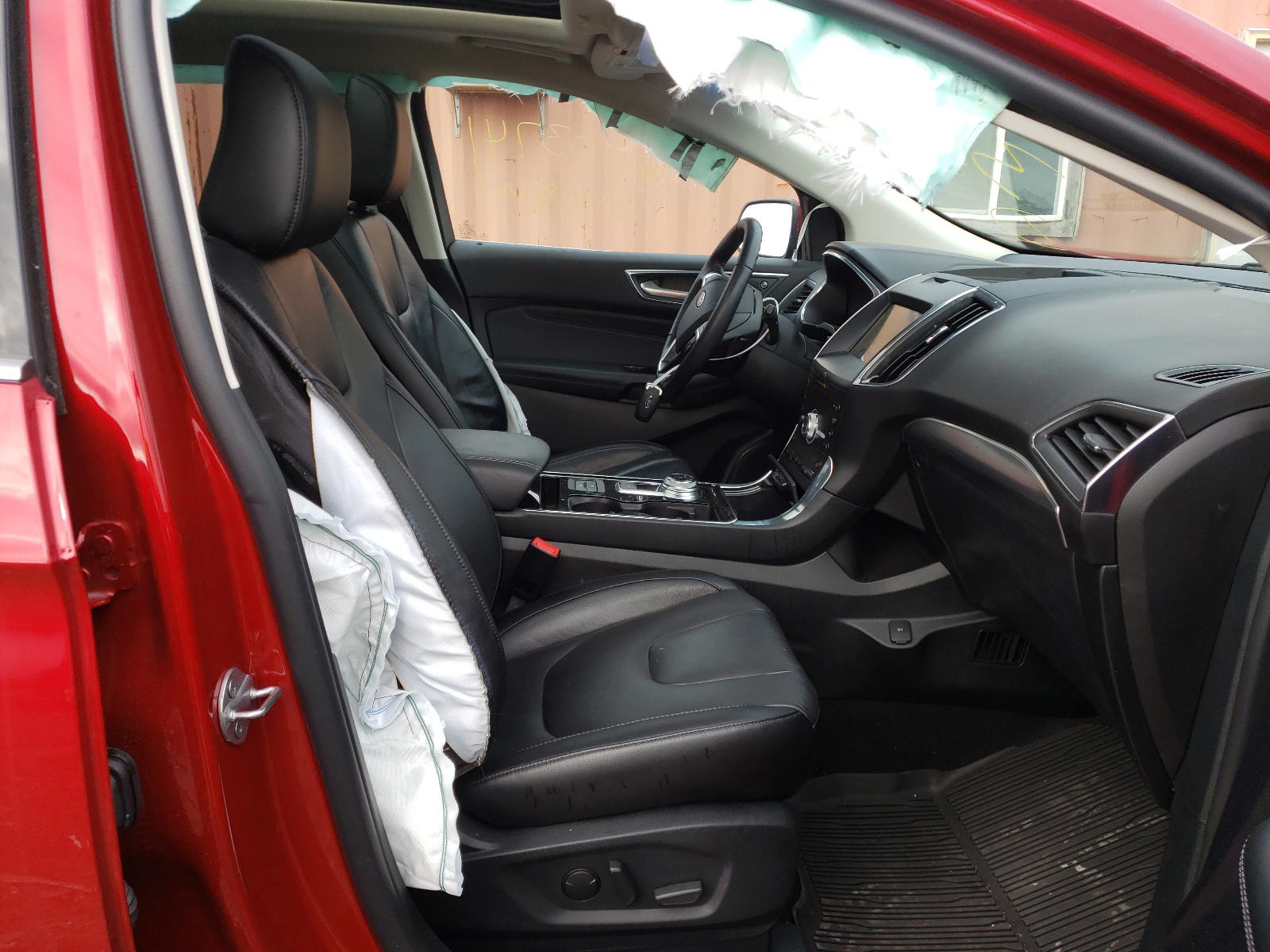 Photo 5 from auction – 2020 FORD EDGE with VIN 2FMPK4K99LBA06258