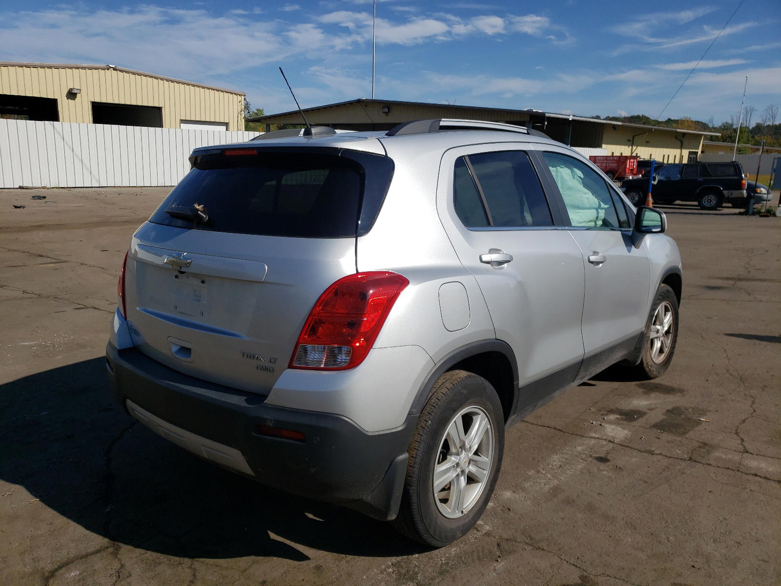 Photo 4 from auction – 2016 CHEVROLET TRAX 1LT with VIN KL7CJPSB2GB584723