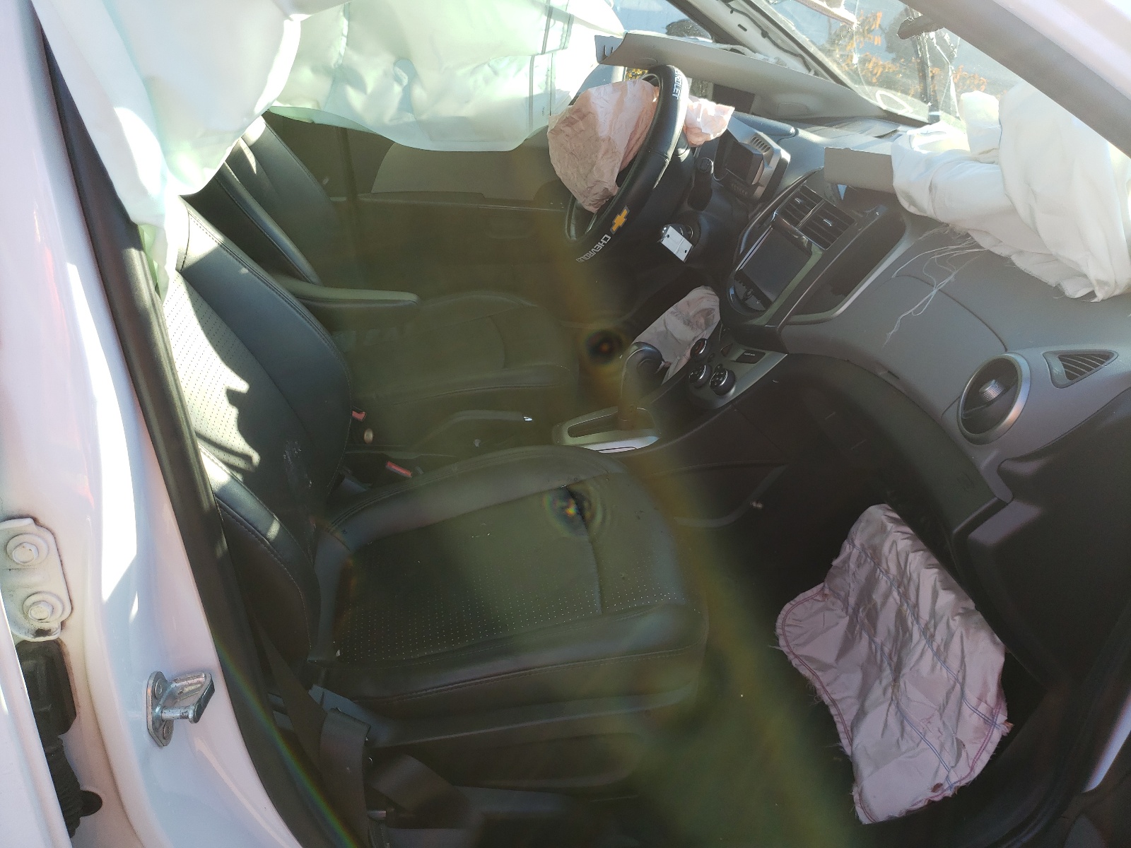 Photo 5 from auction – 2014 CHEVROLET SONIC LTZ with VIN 1G1JE6SB5E4202297