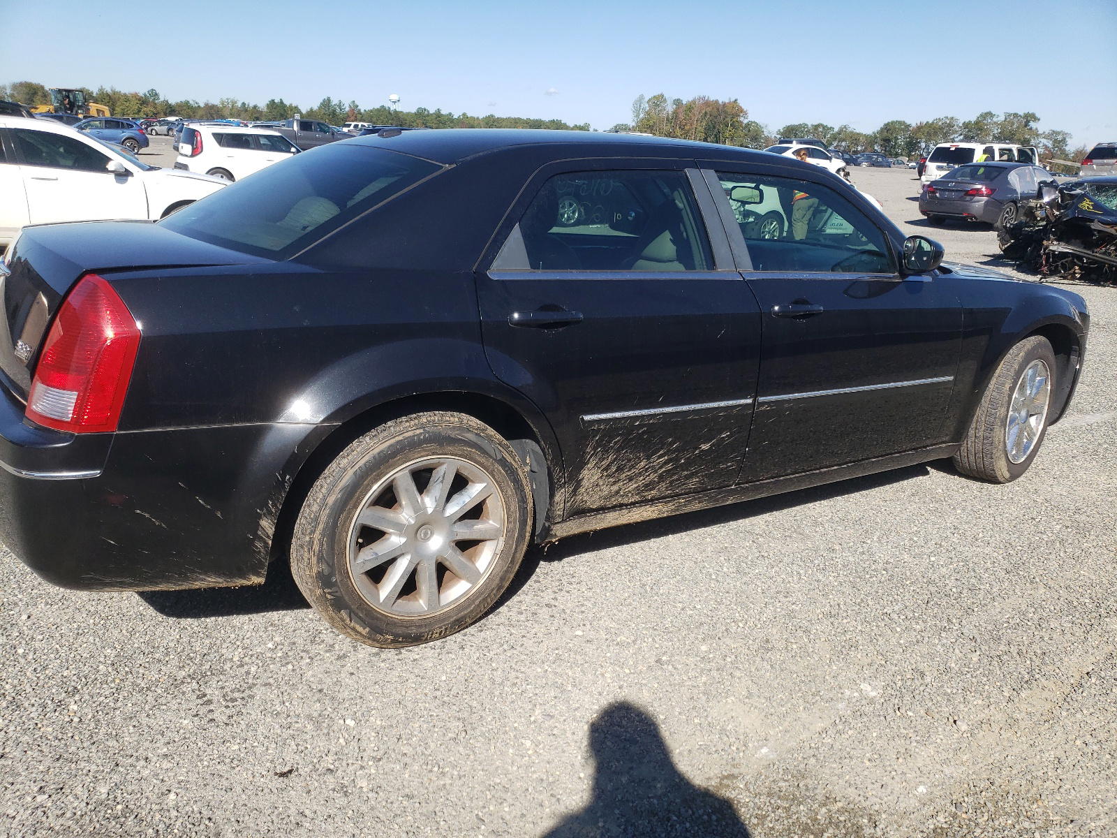 Photo 9 from auction – 2007 CHRYSLER 300 with VIN 2C3KA53G27H659283