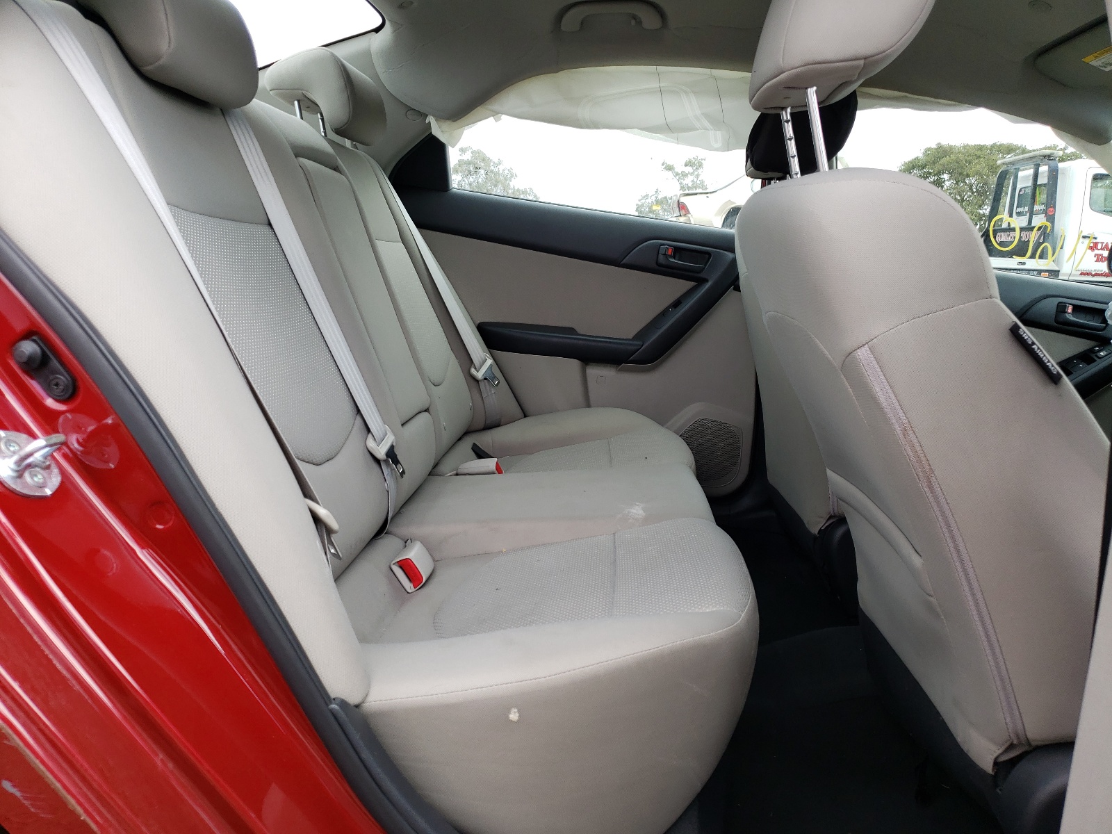 Zdjęcie 6 z aukcji – 2011 KIA FORTE EX z VIN KNAFU4A24B5441574
