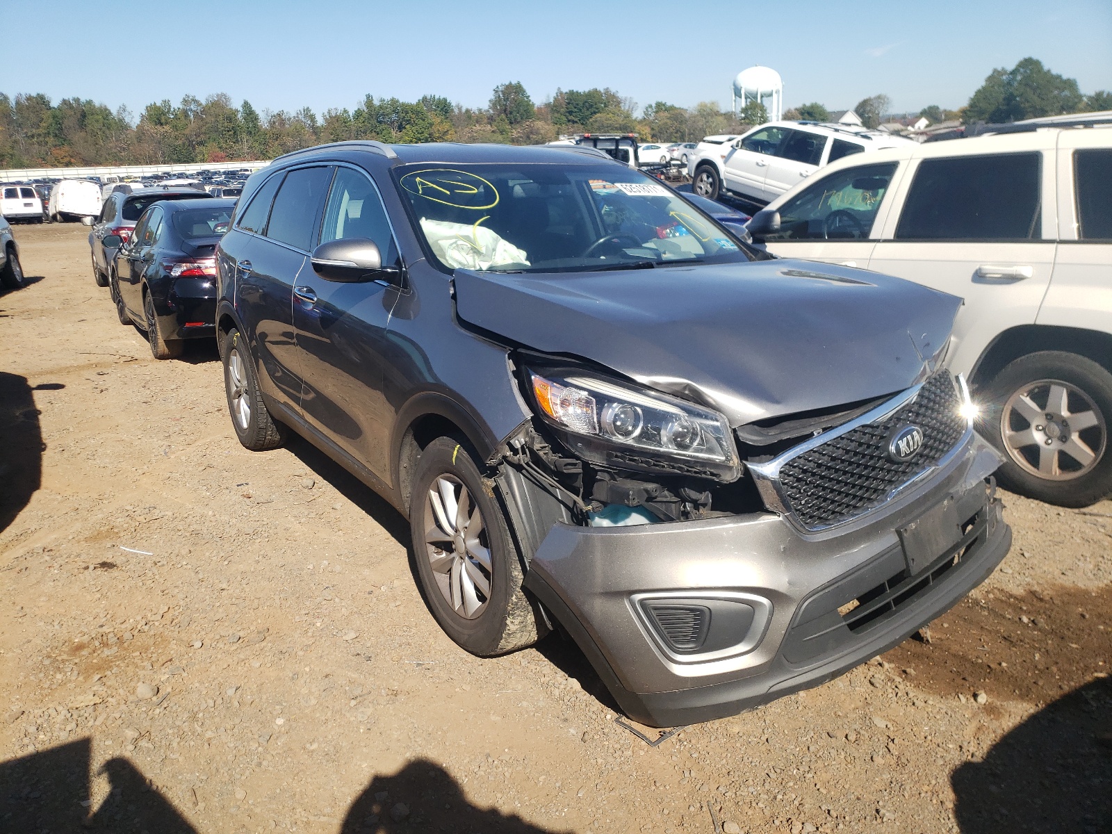Photo 1 from auction – 2016 KIA SORENTO LX with VIN 5XYPG4A39GG117364