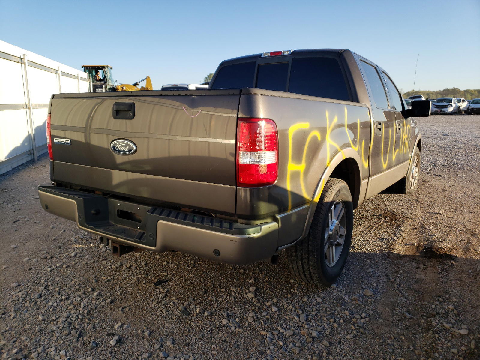 Photo 4 from auction – 2005 FORD F150 SUPER with VIN 1FTPW12575FA54928