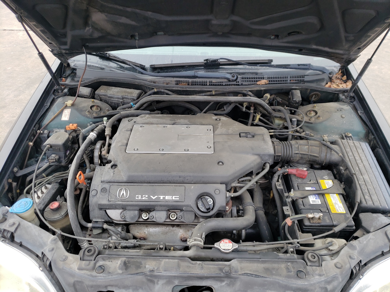 Photo 7 from auction – 2000 ACURA 3.2TL with VIN 19UUA5661YA006453