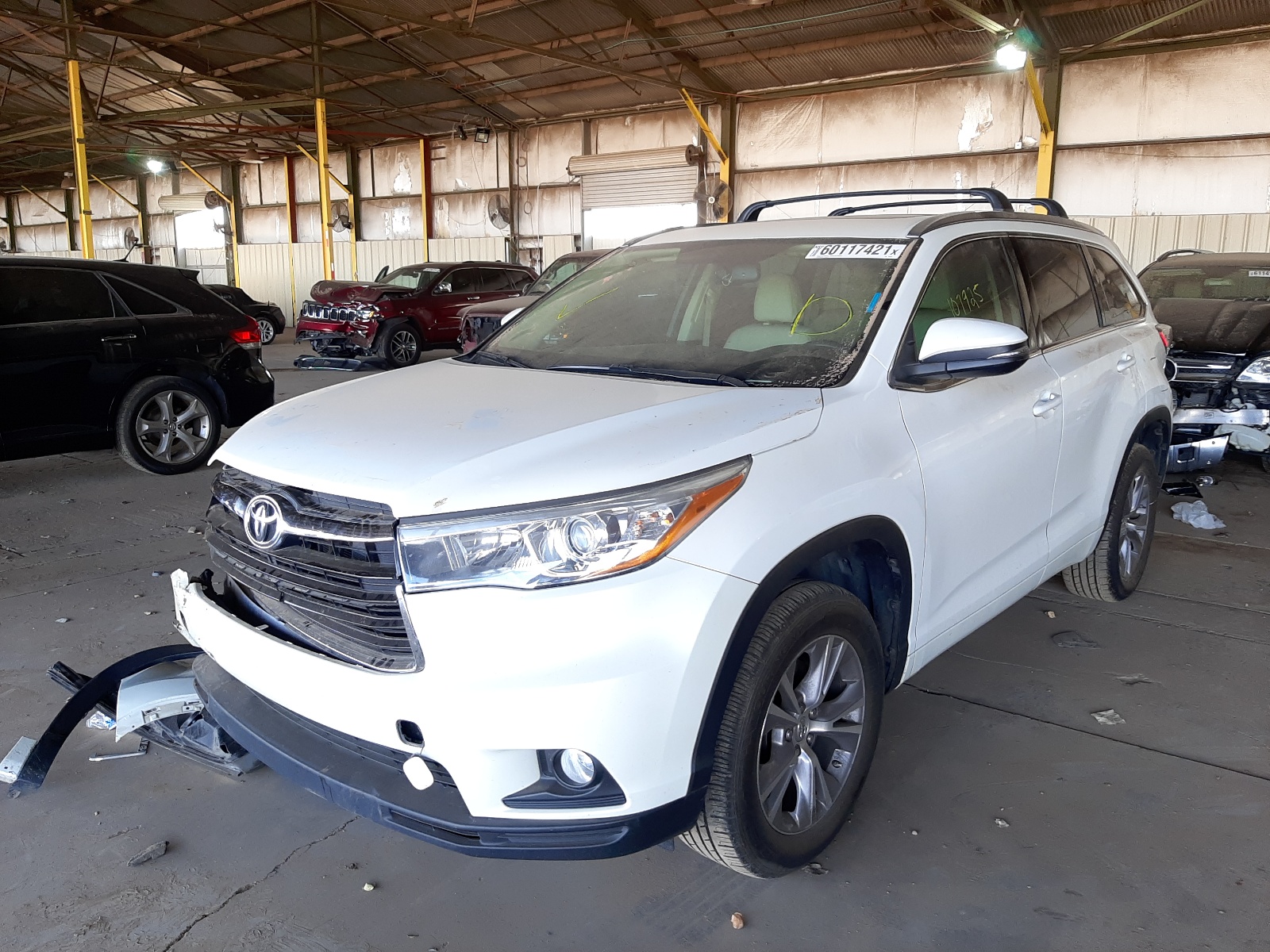 صورة رقم 2 من المزاد - 2015 TOYOTA HIGHLANDER مع VIN 5TDKKRFH6FS119231