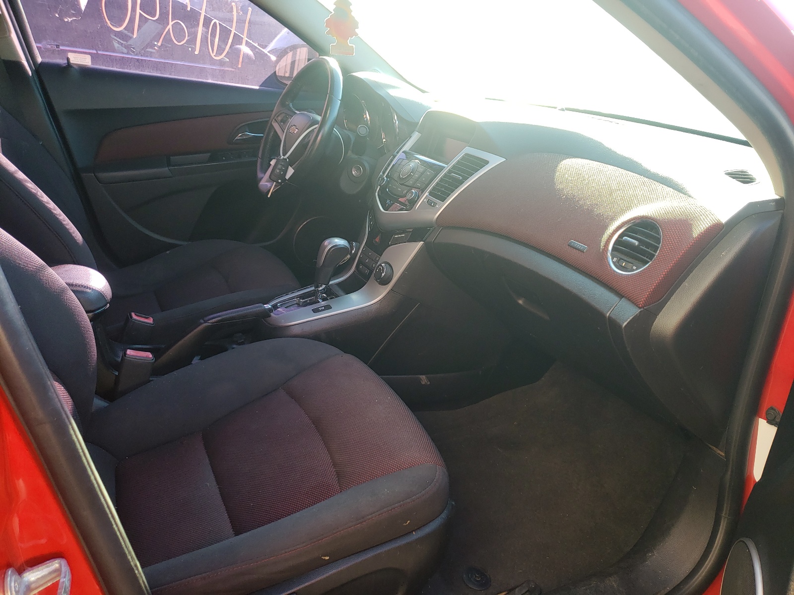 Photo 5 from auction – 2012 CHEVROLET CRUZE LT with VIN 1G1PF5SC6C7347399