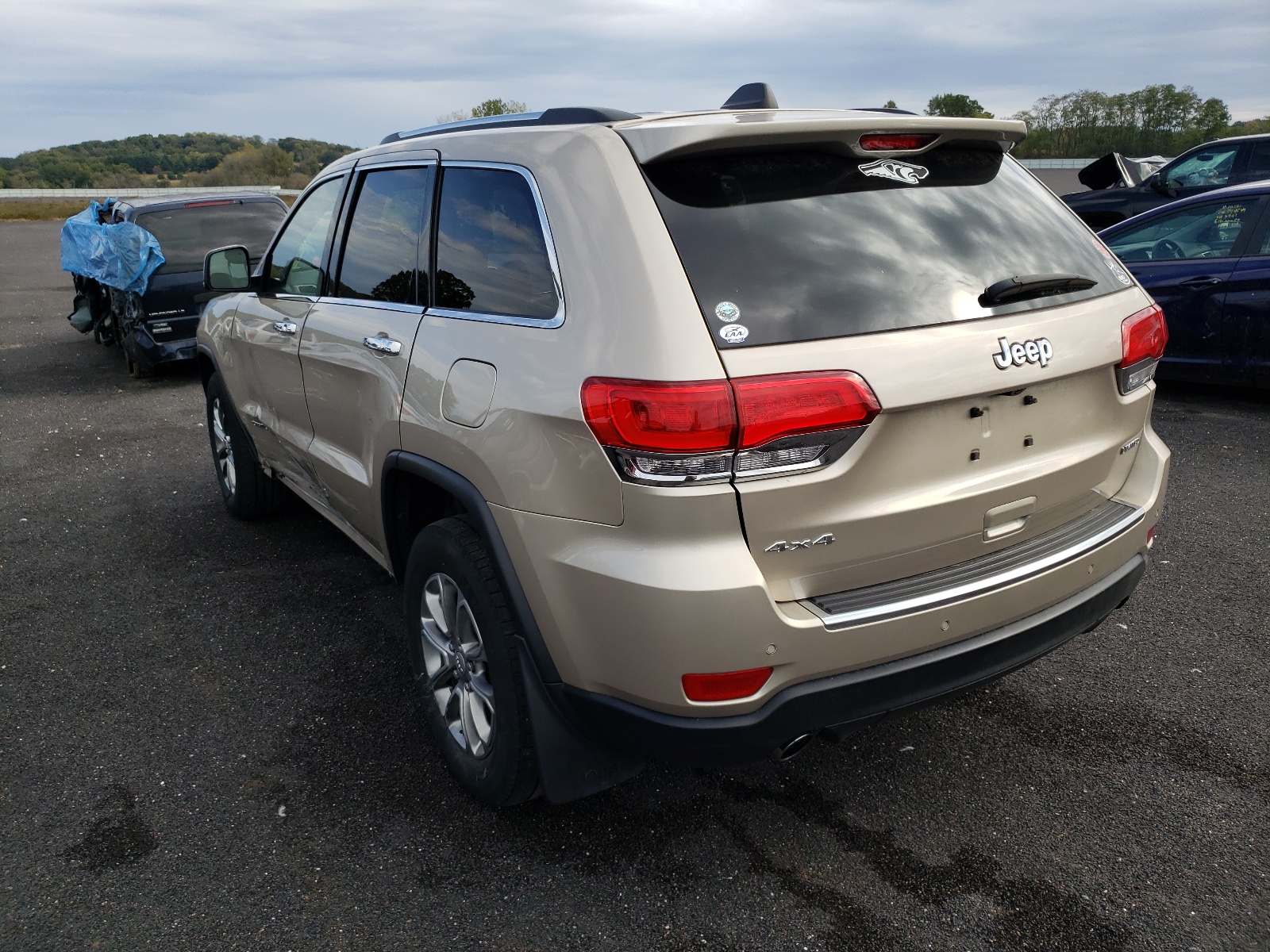 Photo 3 from auction – 2014 JEEP GRAND CHER with VIN 1C4RJFBG4EC308294