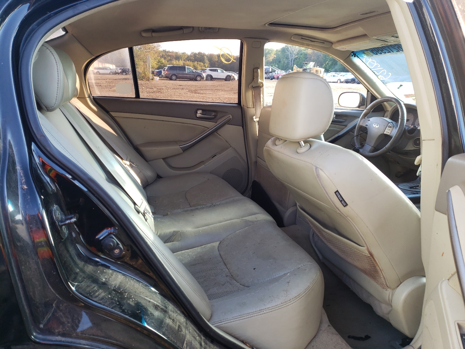 Photo 6 from auction – 2003 INFINITI G35 with VIN JNKCV51E73M024930