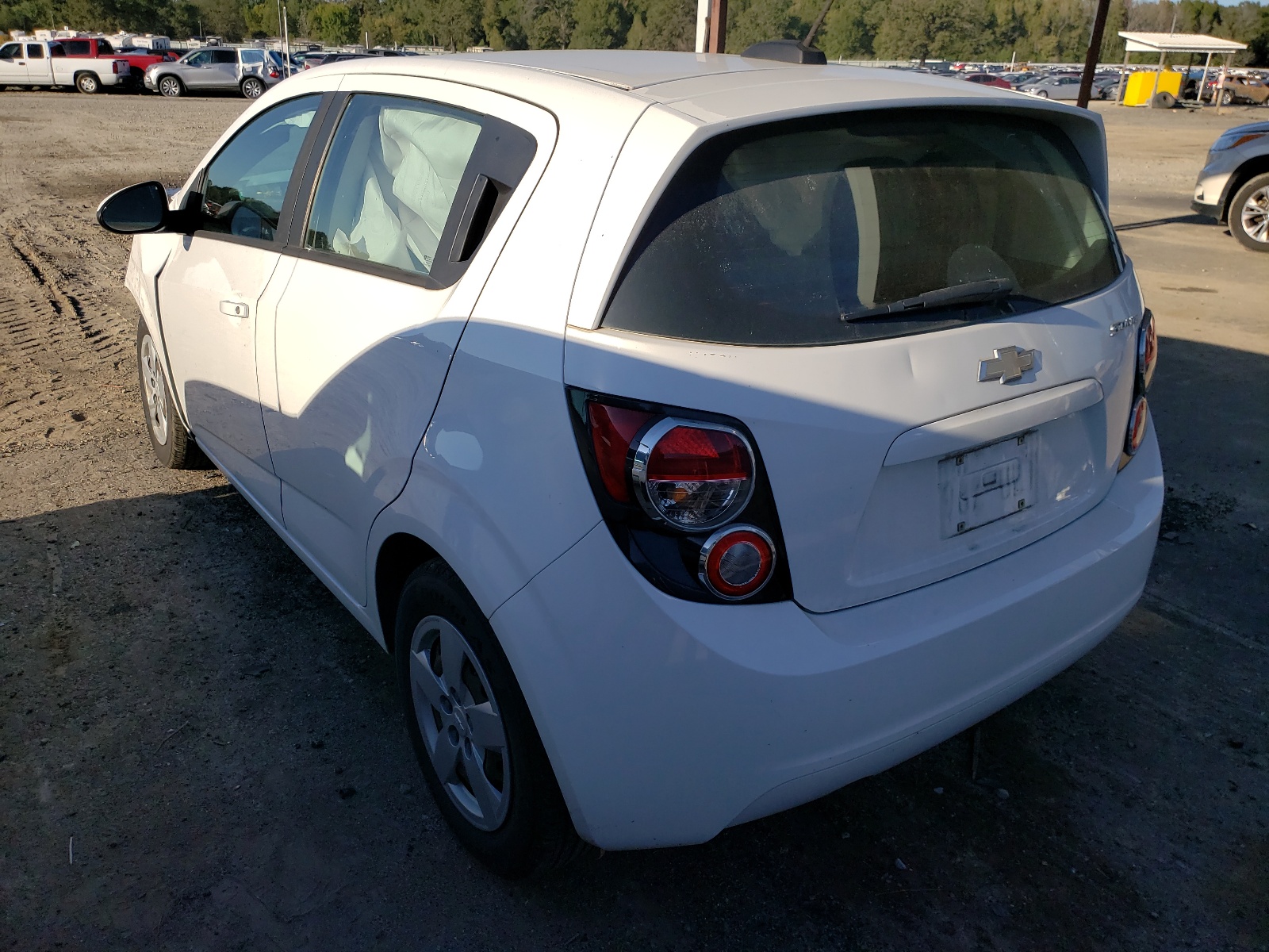 Photo 3 from auction – 2016 CHEVROLET SONIC LS with VIN 1G1JA6SH4G4164399