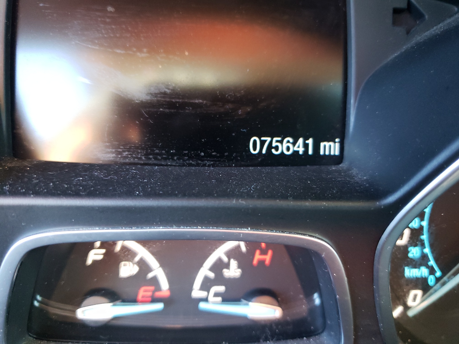 Photo 8 from auction – 2016 FORD ESCAPE SE with VIN 1FMCU9GX1GUC24658
