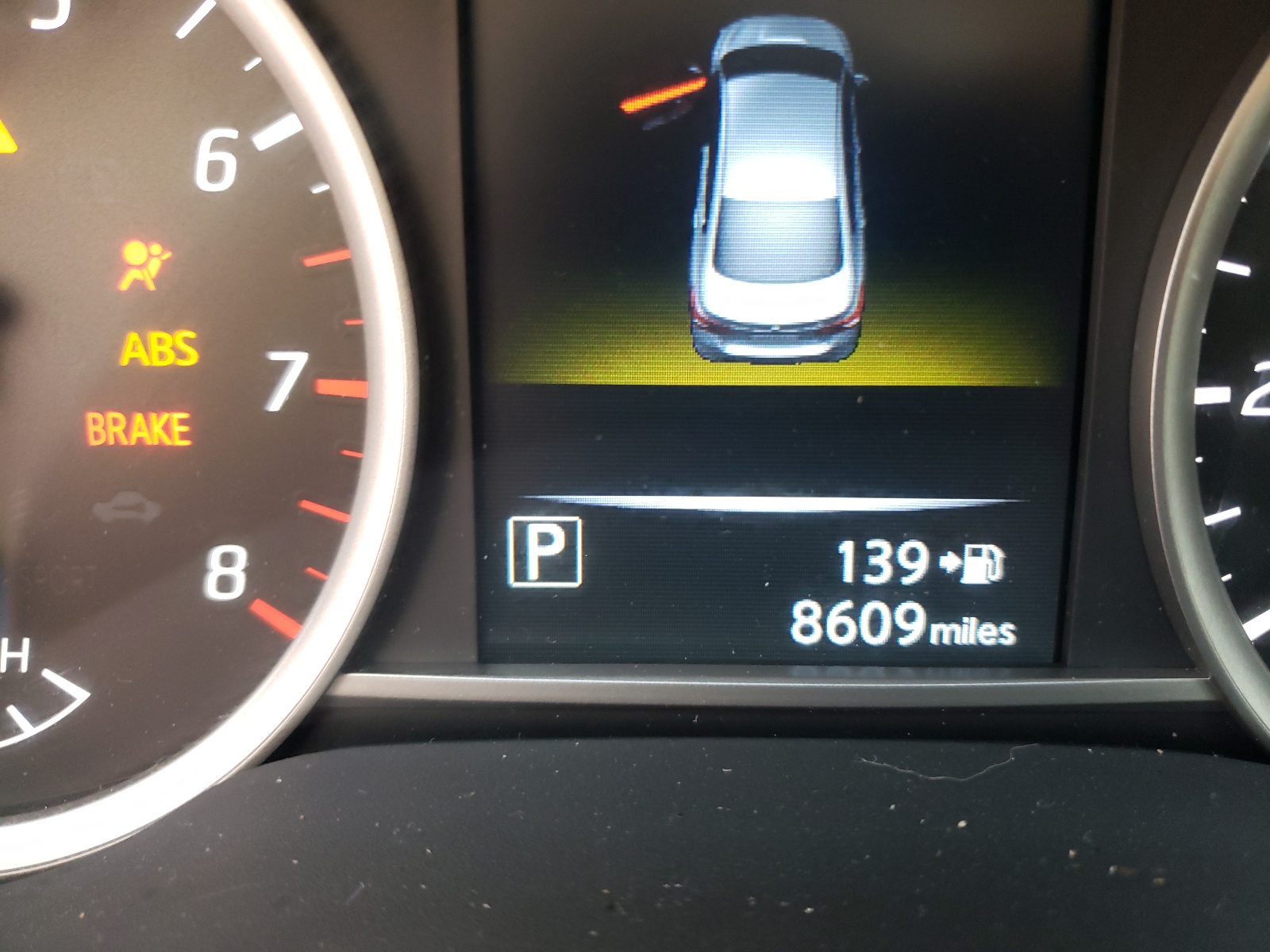 Photo 8 from auction – 2017 NISSAN SENTRA S with VIN 3N1AB7AP8HL677124