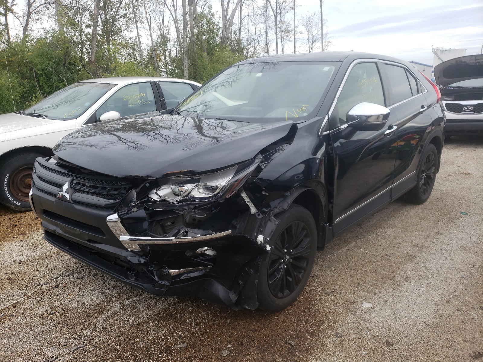 Photo 2 from auction – 2018 MITSUBISHI ECLIPSE CR with VIN JA4AT4AA6JZ047163