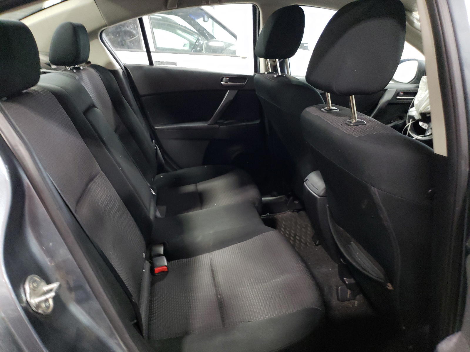 Photo 6 from auction – 2012 MAZDA 3 I with VIN JM1BL1V75C1649500