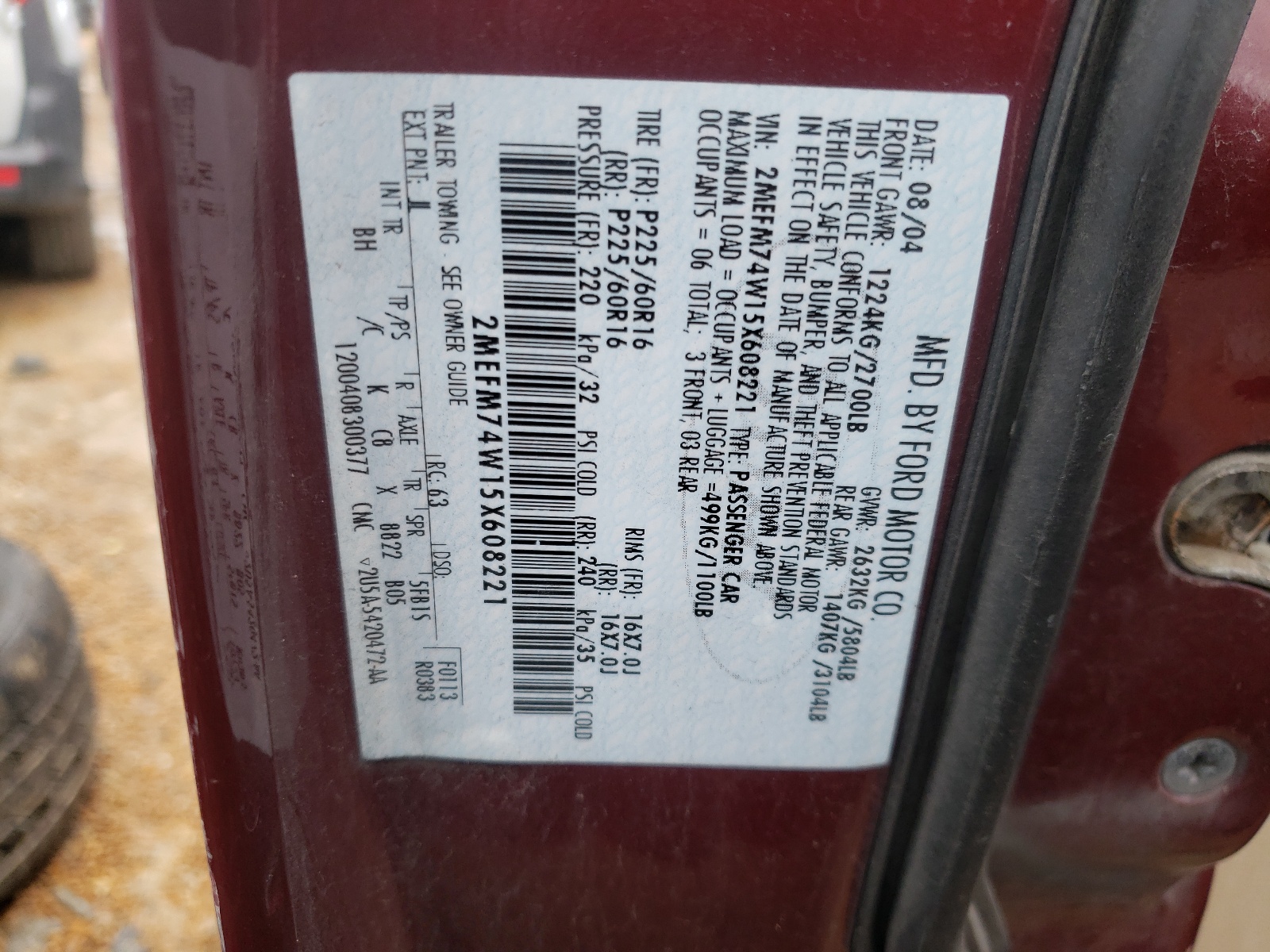 Photo 10 from auction – 2005 MERCURY GRAND MARQ with VIN 2MEFM74W15X608221