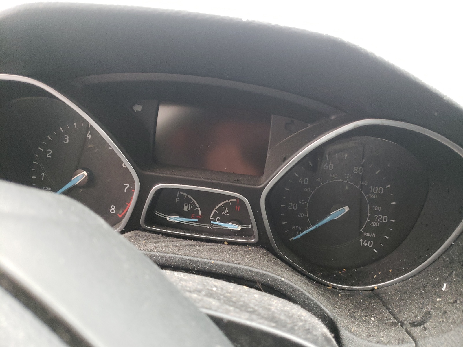 Zdjęcie 8 z aukcji – 2018 FORD FOCUS SE z VIN 1FADP3K22JL258605