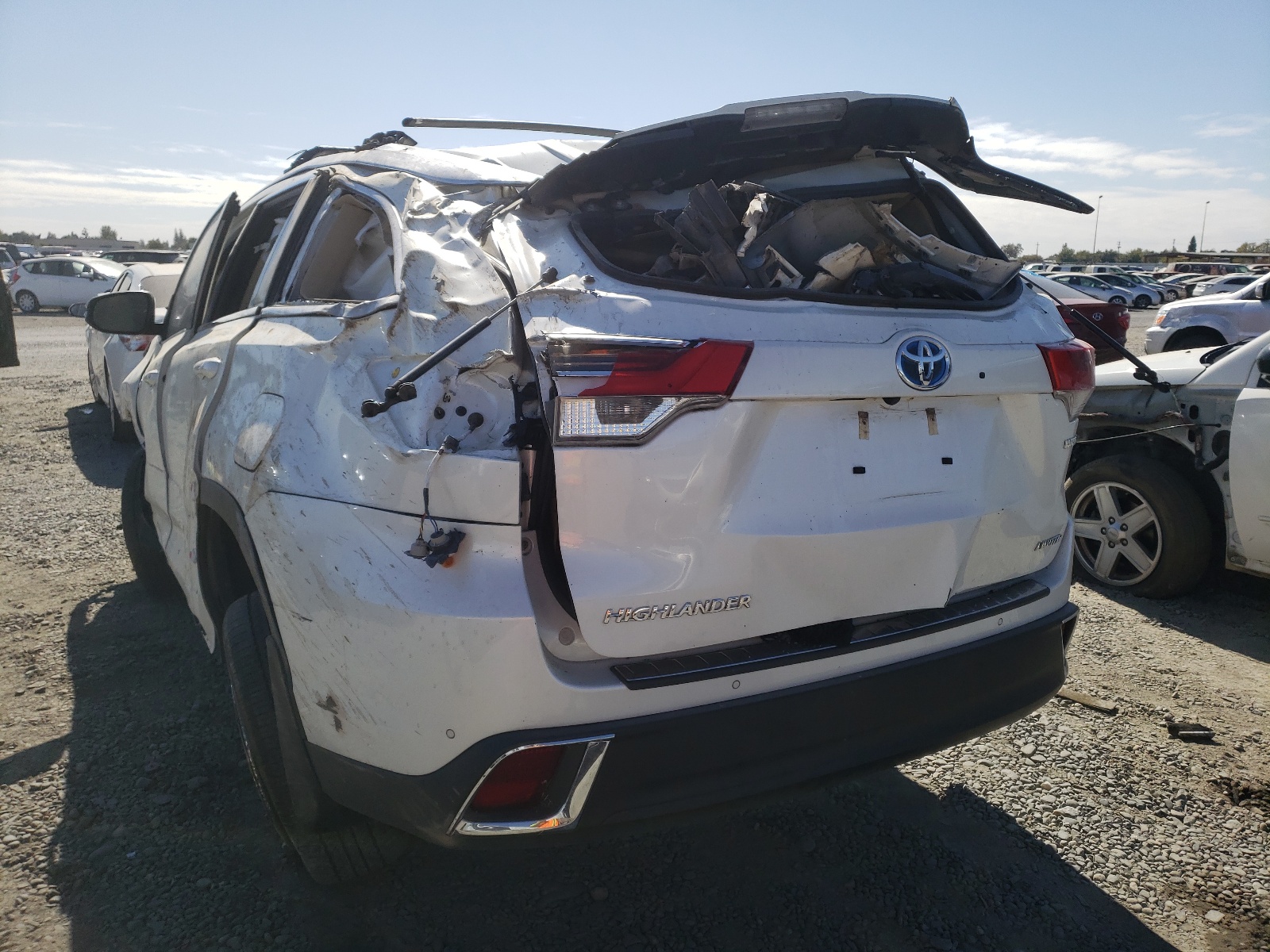 Photo 9 from auction – 2017 TOYOTA HIGHLANDER with VIN 5TDDGRFH1HS023049