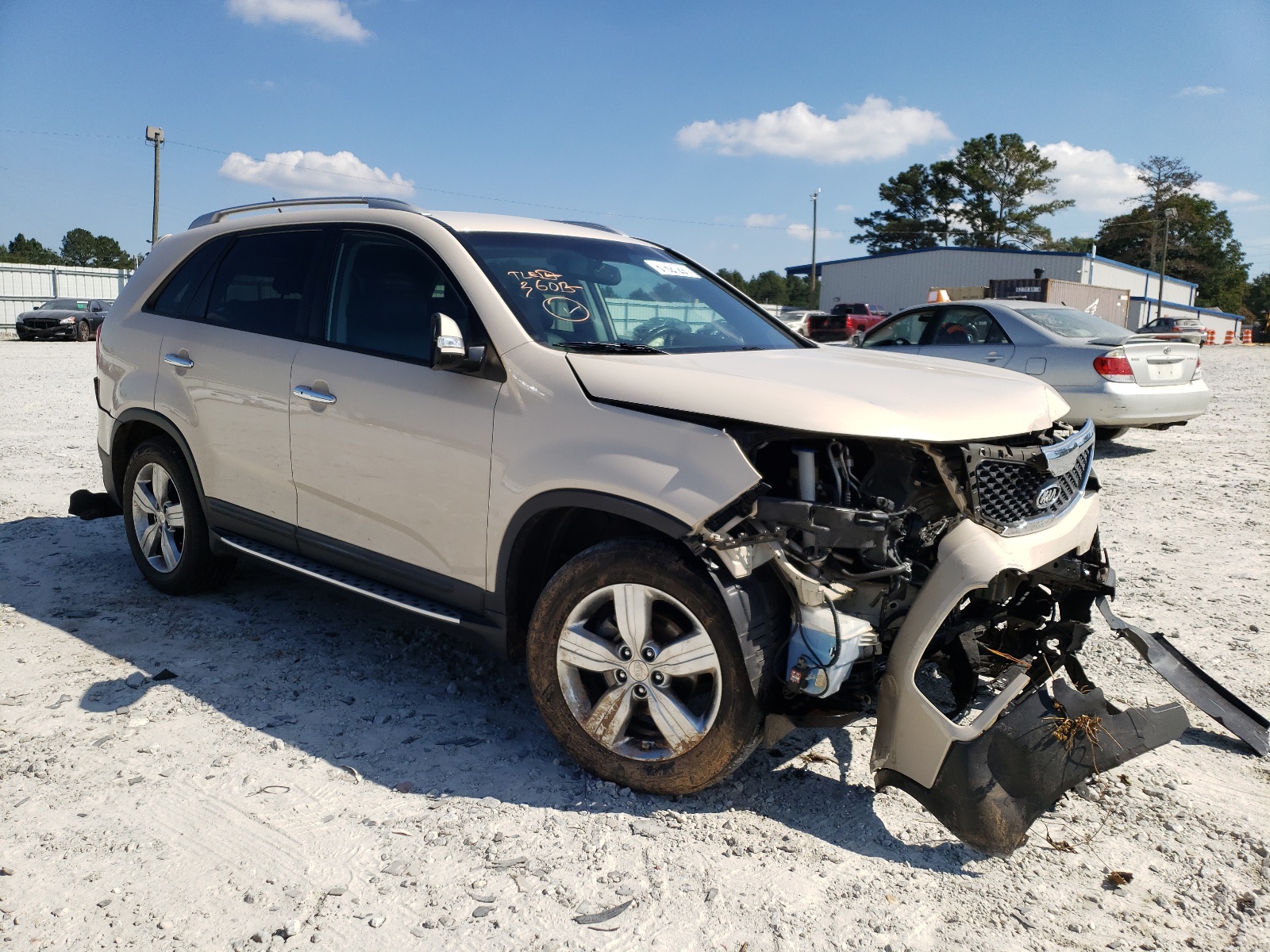 Photo 1 from auction – 2012 KIA SORENTO EX with VIN 5XYKU4A62CG227227