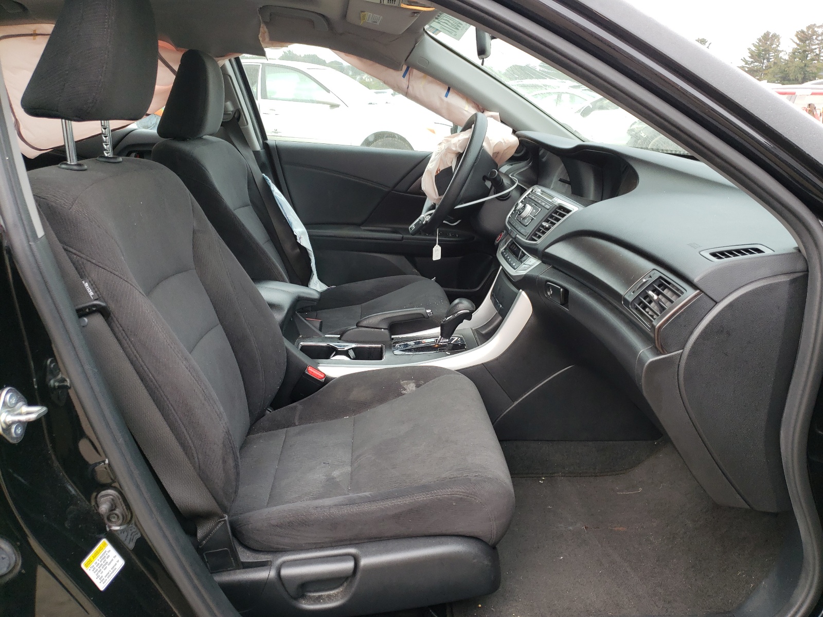 Photo 5 from auction – 2015 HONDA ACCORD EX with VIN 1HGCR2F79FA219997