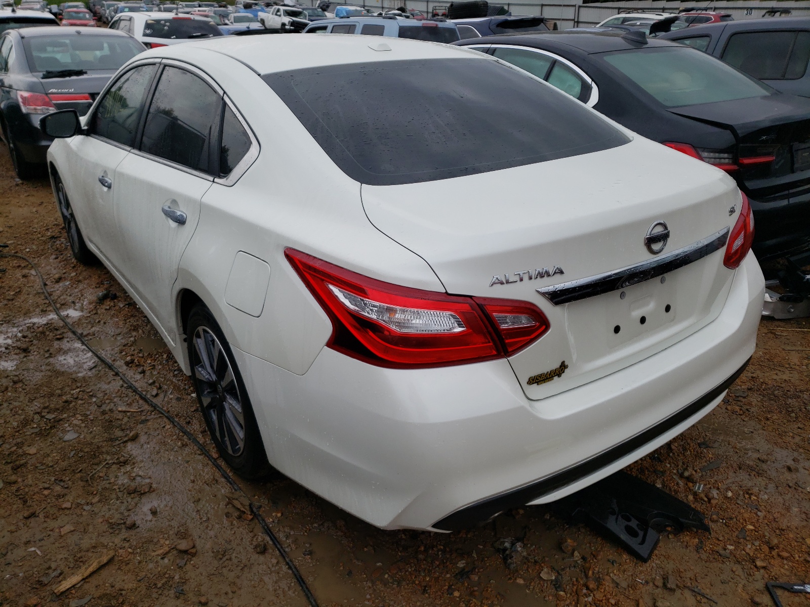 Photo 3 from auction – 2017 NISSAN ALTIMA 2.5 with VIN 1N4AL3AP4HC230598