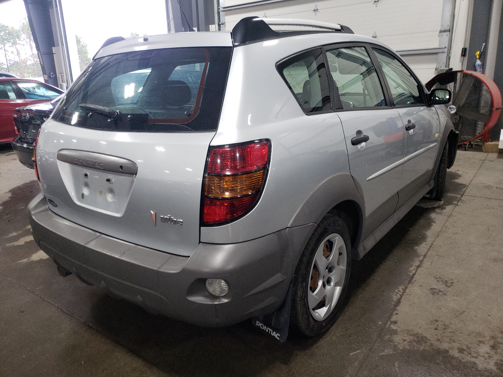 Photo 4 from auction – 2007 PONTIAC VIBE with VIN 5Y2SL65887Z427790