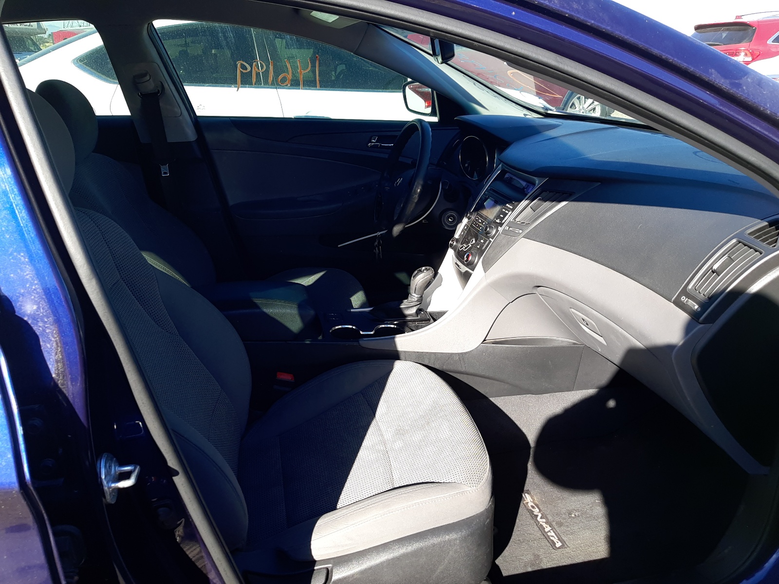 Photo 5 from auction – 2013 HYUNDAI SONATA GLS with VIN 5NPEB4AC5DH562498