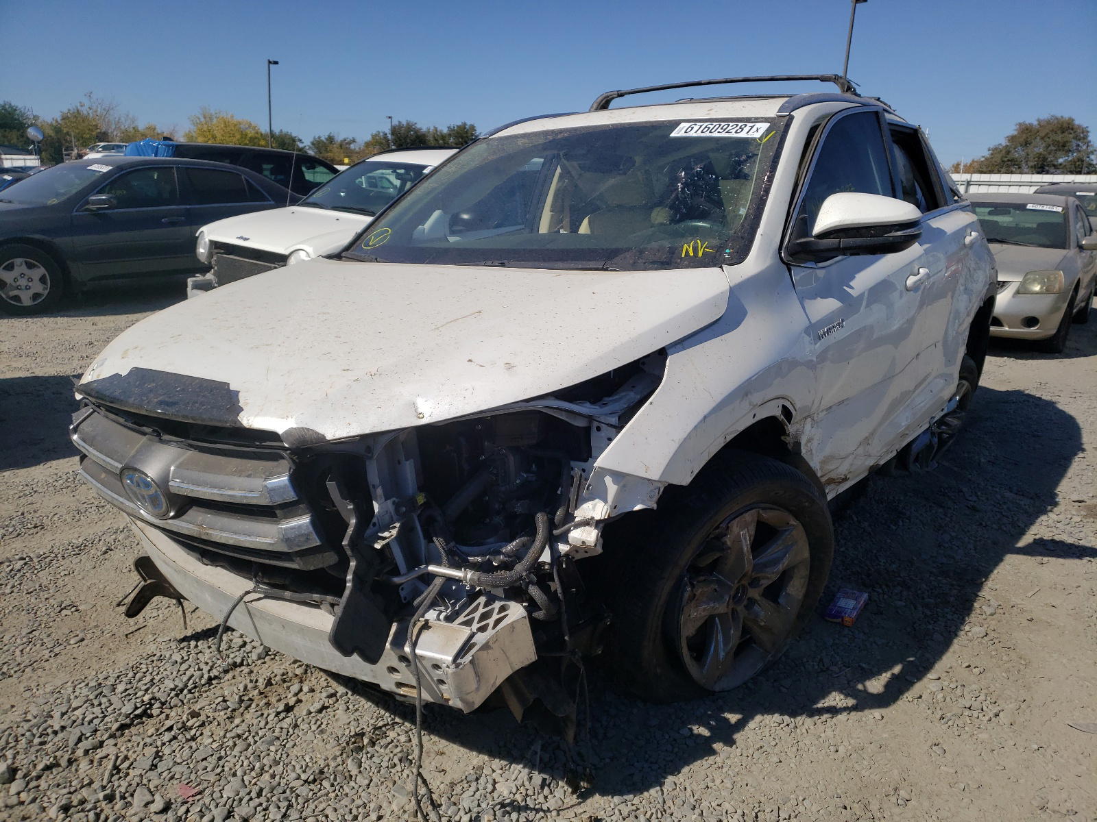 Photo 2 from auction – 2017 TOYOTA HIGHLANDER with VIN 5TDDGRFH1HS023049