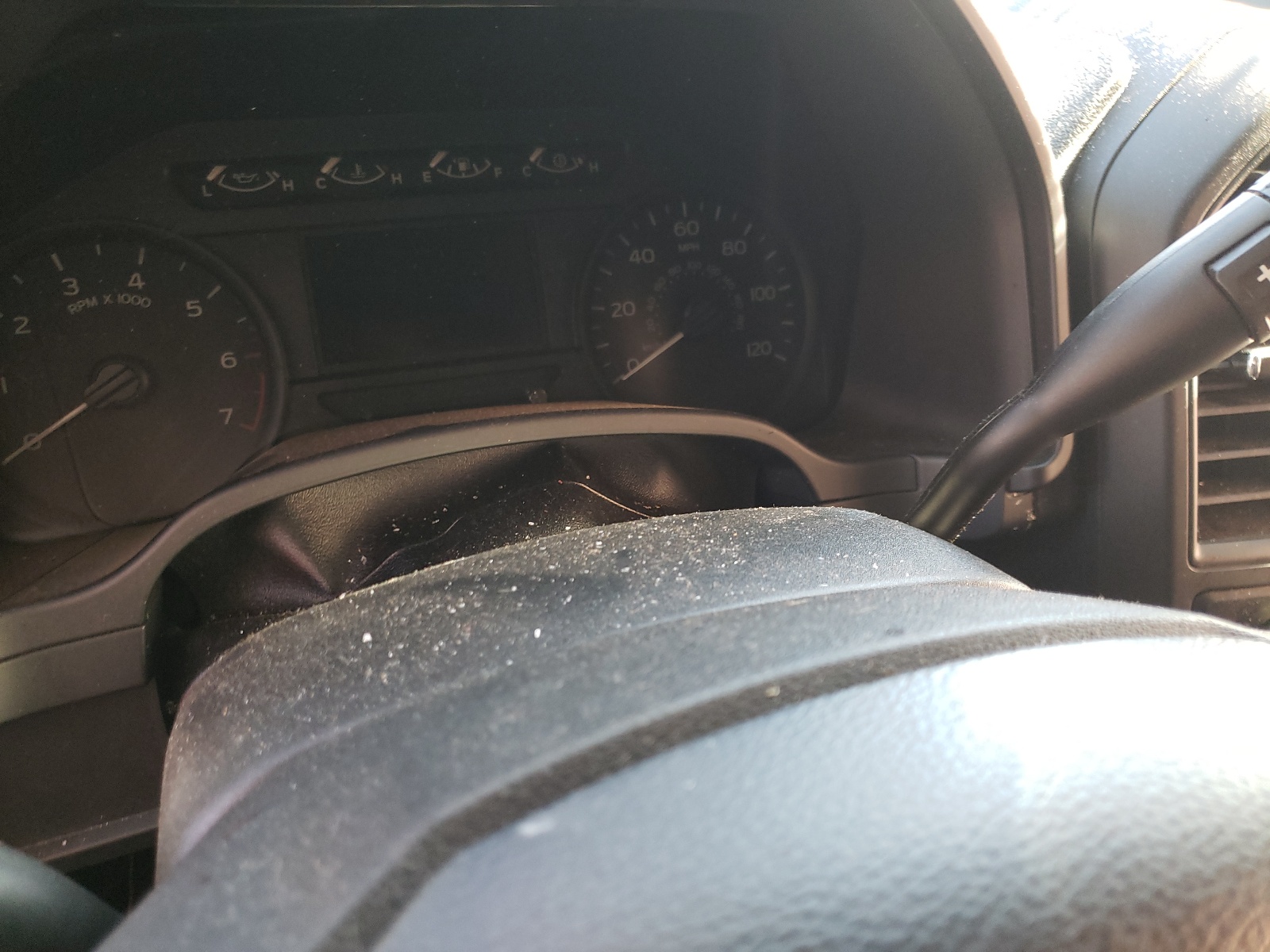 Photo 8 from auction – 2019 FORD F150 SUPER with VIN 1FTEW1E58KFB14911