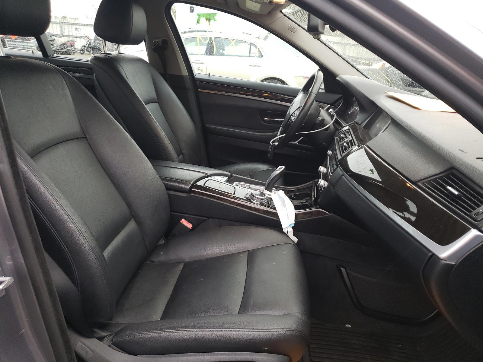 Photo 5 from auction – 2014 BMW 535 D with VIN WBAXA5C57ED690004