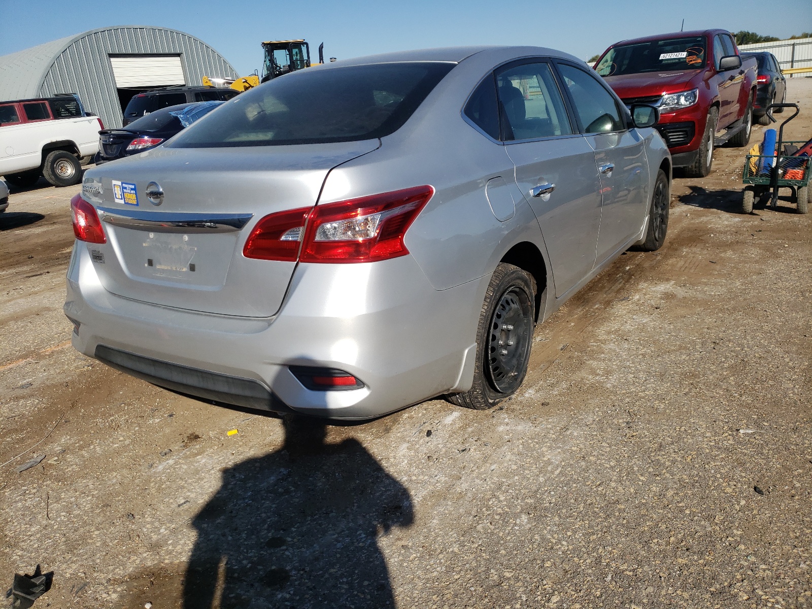 Photo 4 from auction – 2016 NISSAN SENTRA S with VIN 3N1AB7AP1GY268688