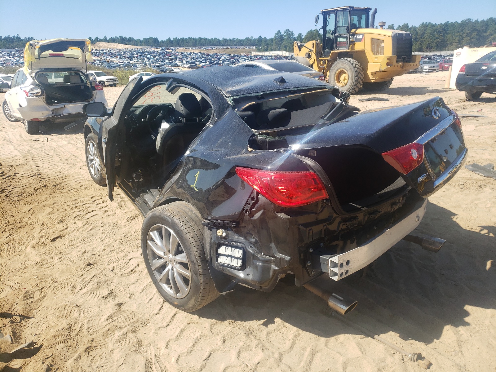 Photo 3 from auction – 2015 INFINITI Q50 BASE with VIN JN1BV7AR4FM412703