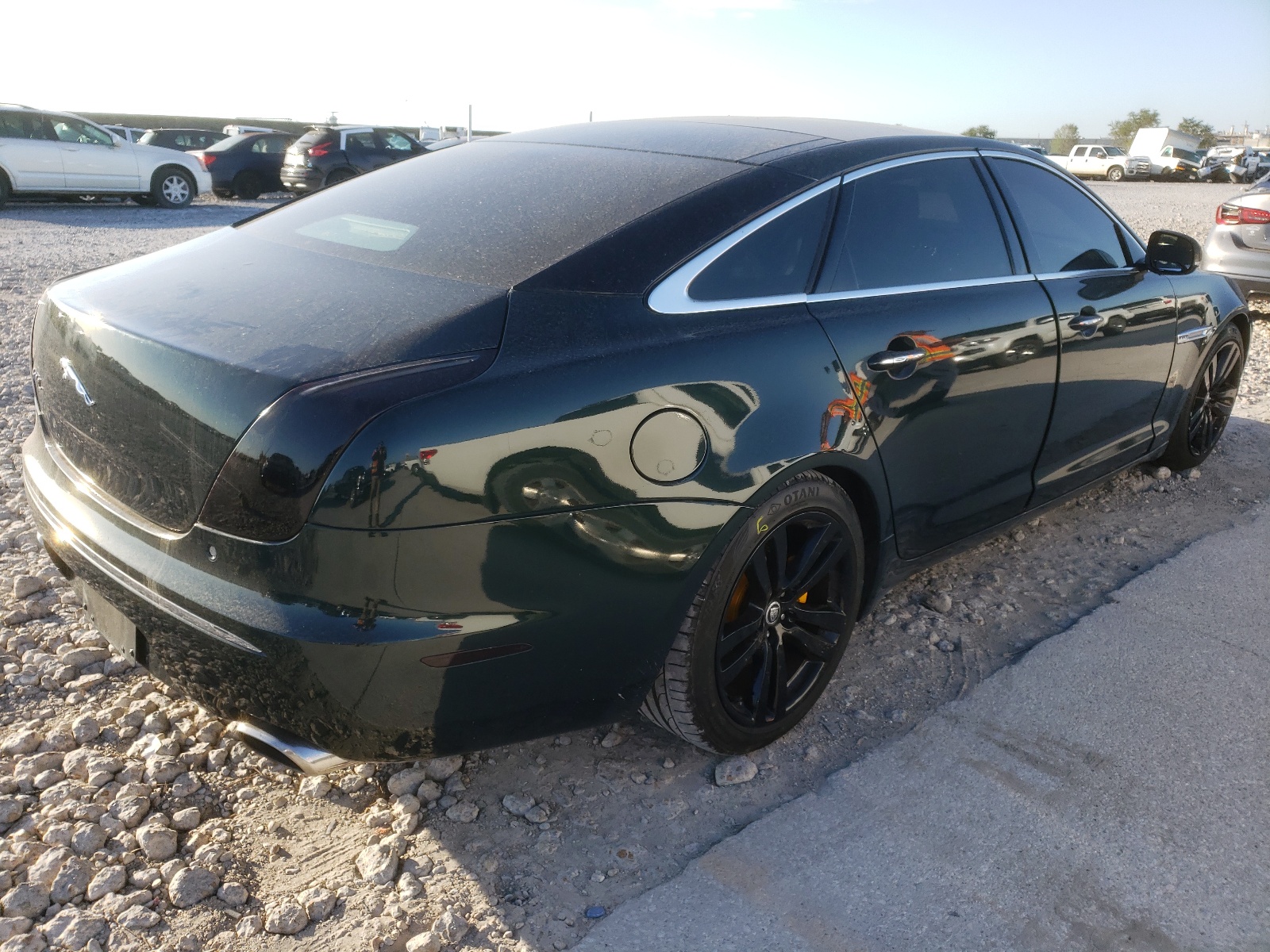 Photo 4 from auction – 2011 JAGUAR XJL with VIN SAJWA2GB6BLV17378