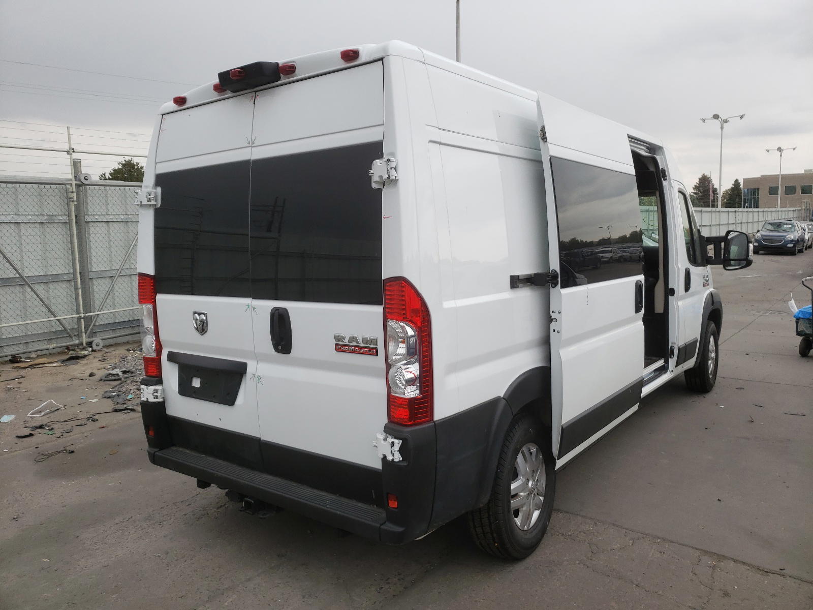 Photo 4 from auction – 2021 RAM PROMASTER with VIN 3C6LRVDG7ME513080
