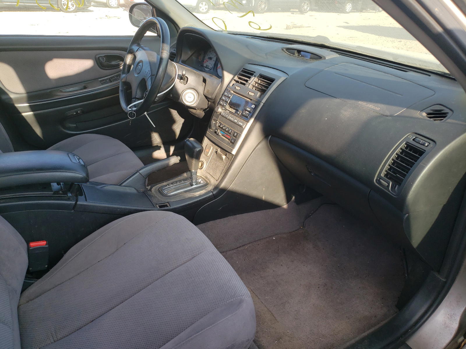 Photo 5 from auction – 2000 NISSAN MAXIMA GLE with VIN JN1CA31D7YT764339