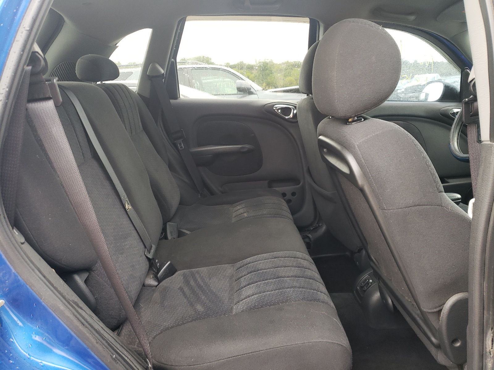 Photo 6 from auction – 2003 CHRYSLER PT CRUISER with VIN 3C4FY58B63T621238