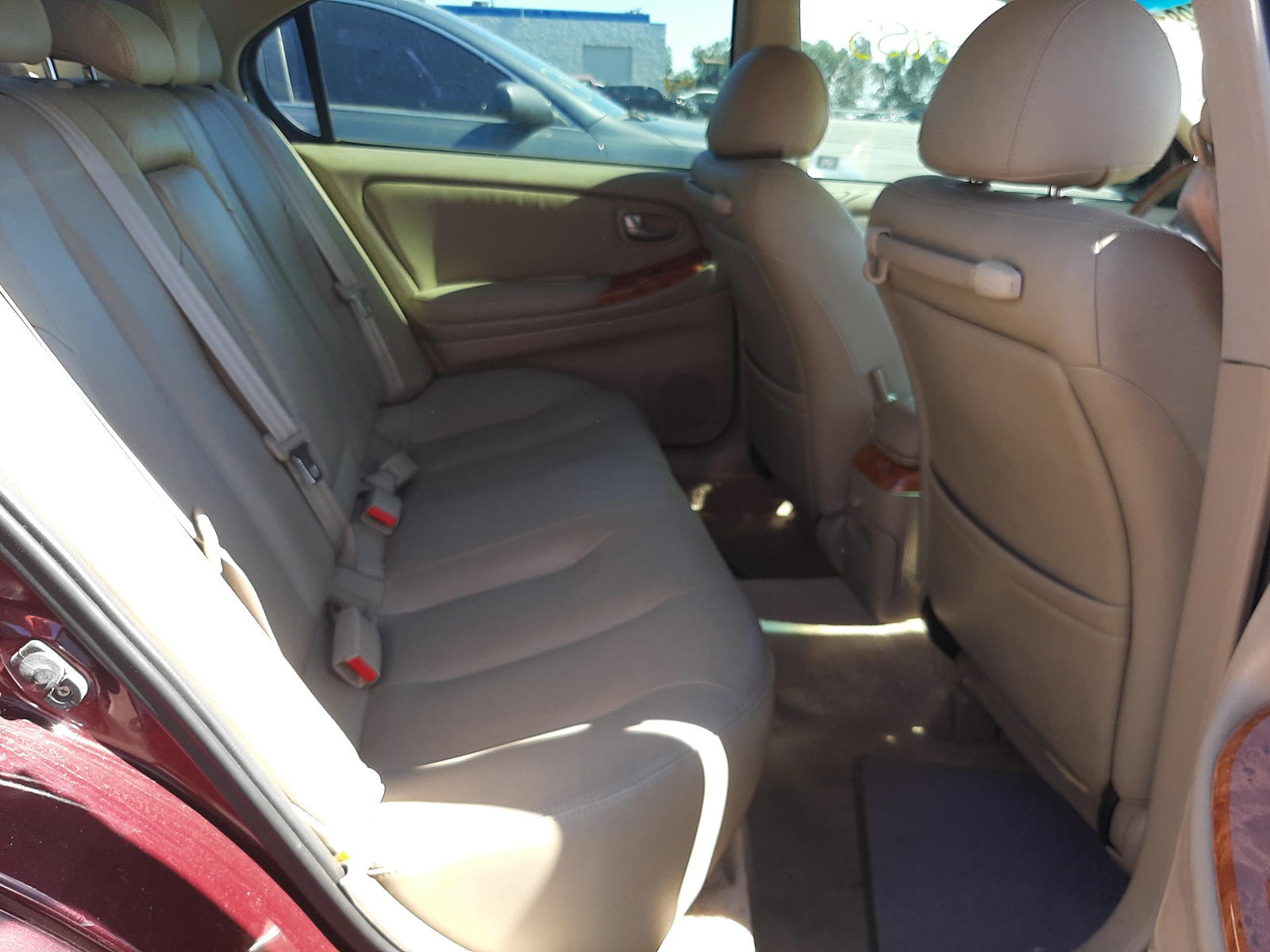 Photo 6 from auction – 2002 INFINITI I35 with VIN JNKDA31A82T021251