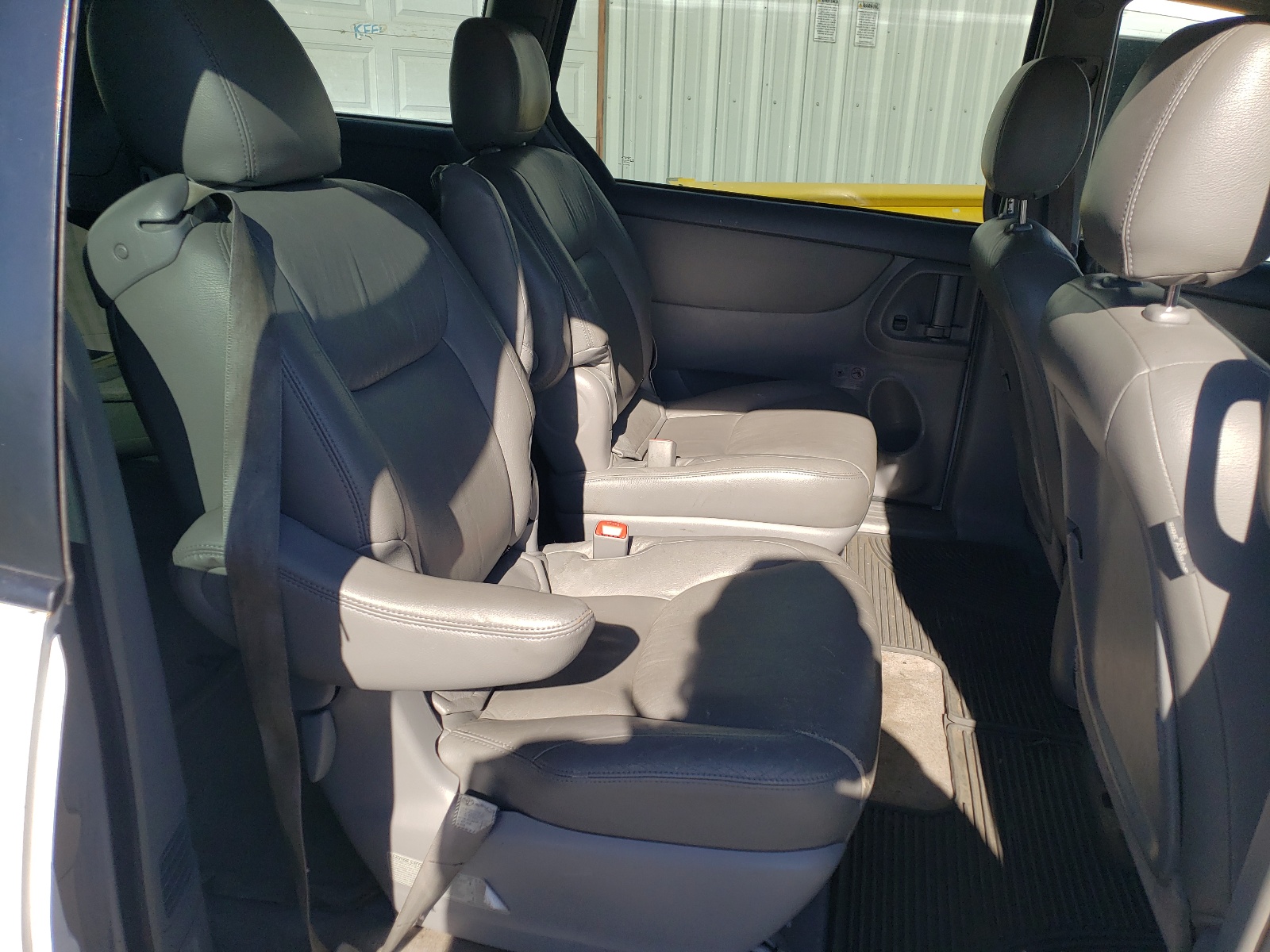 Photo 6 from auction – 2008 TOYOTA SIENNA CE with VIN 5TDZK23C68S197722