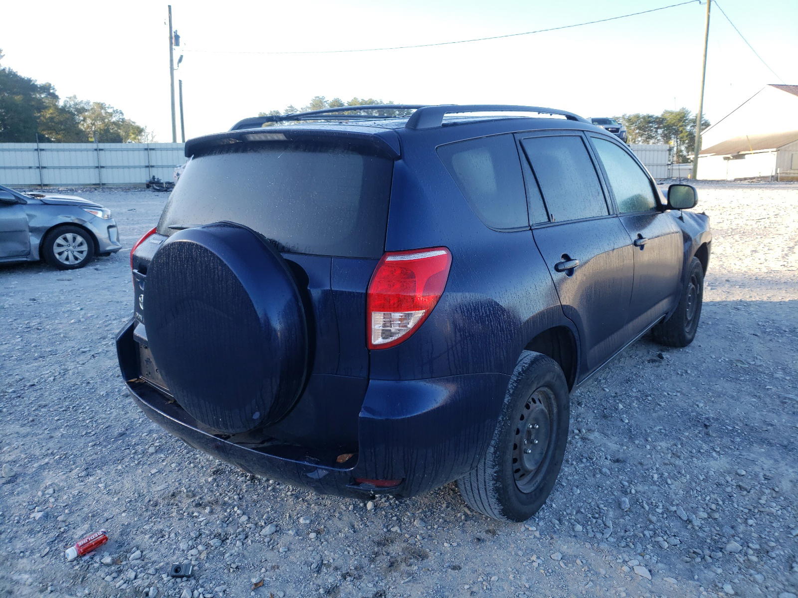 Photo 4 from auction – 2006 TOYOTA RAV4 with VIN JTMZD33V566017239