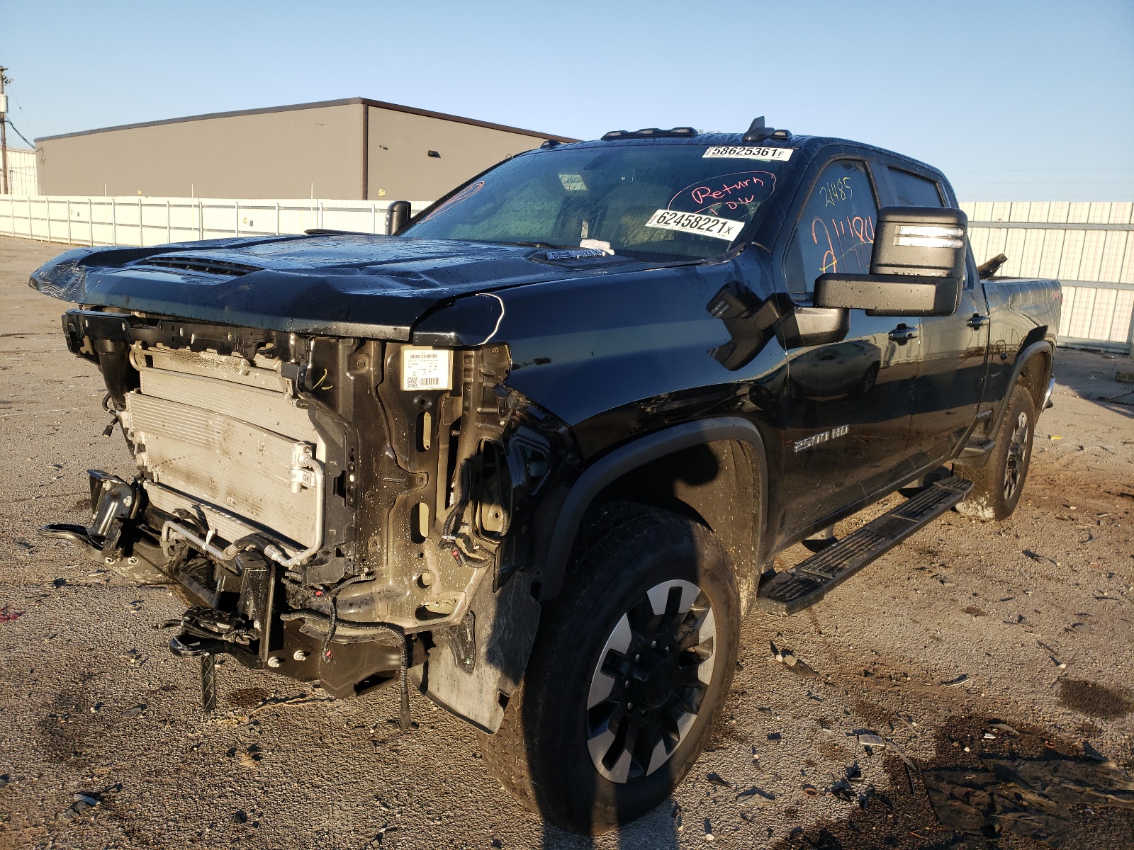 Photo 2 from auction – 2020 CHEVROLET SILVERADO with VIN 1GC4YNEY7LF333089