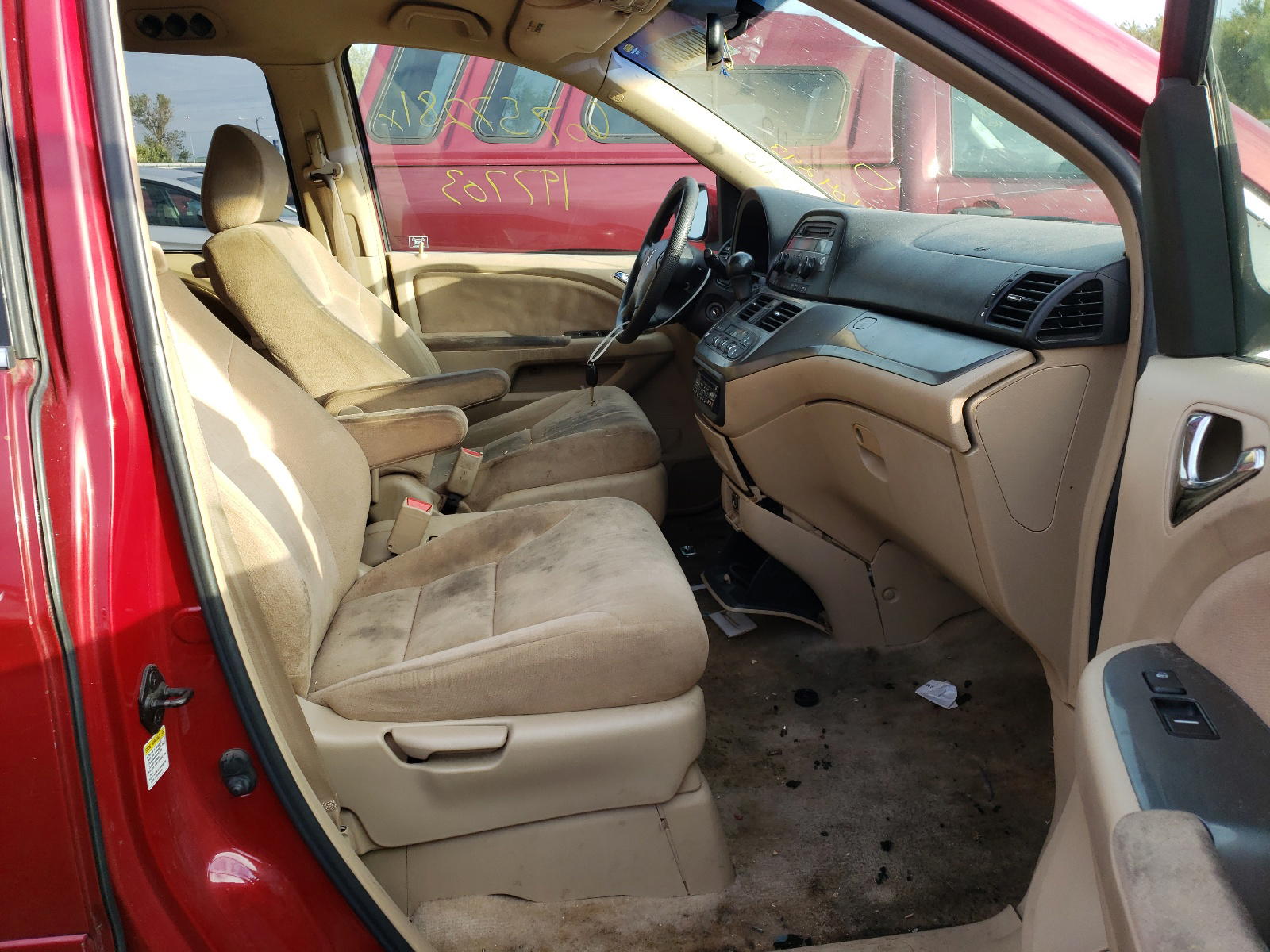 Photo 5 from auction – 2005 HONDA ODYSSEY with VIN 5FNRL38465B404243