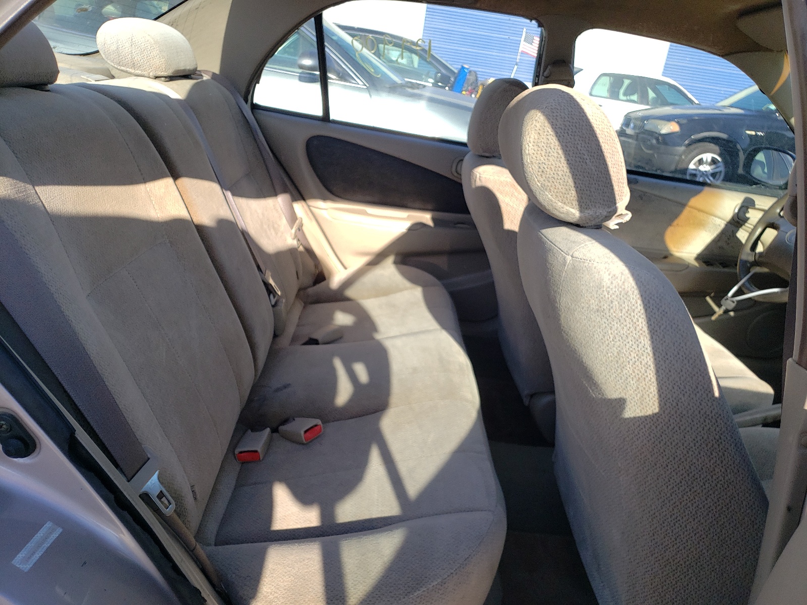 Photo 6 from auction – 2001 TOYOTA COROLLA CE with VIN 1NXBR12E31Z437915